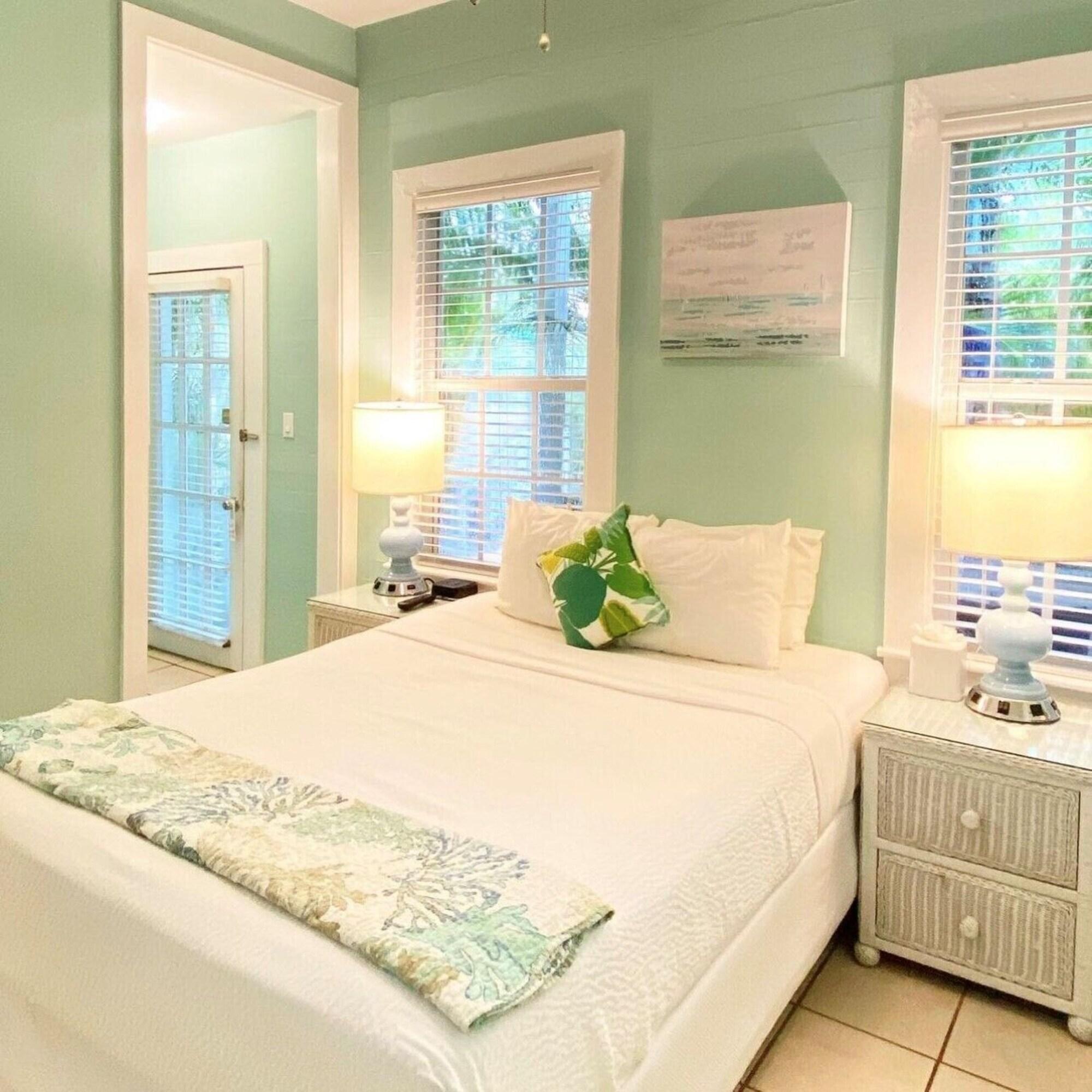 Double Queen Size Bed