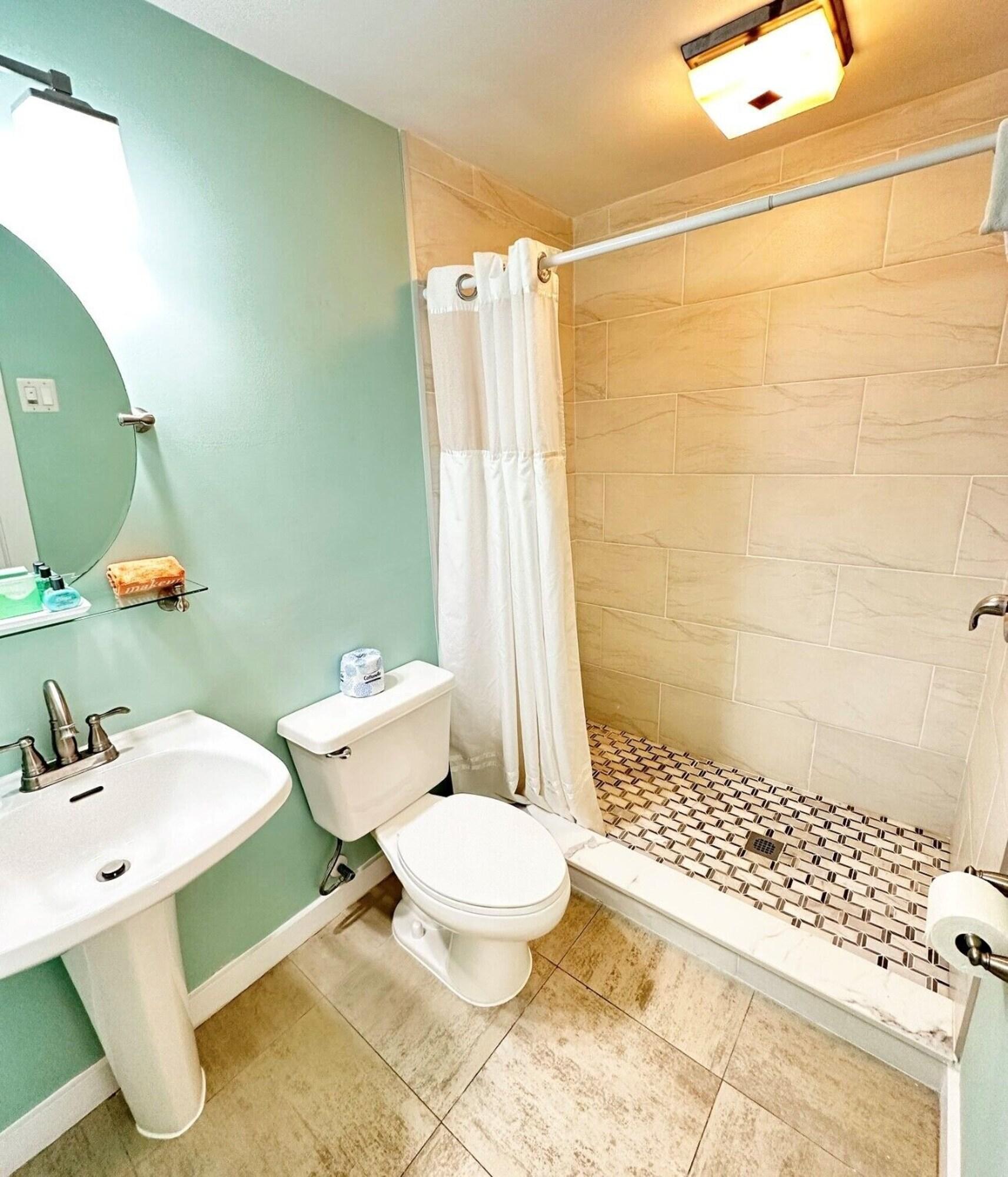 Double Deluxe King Bed