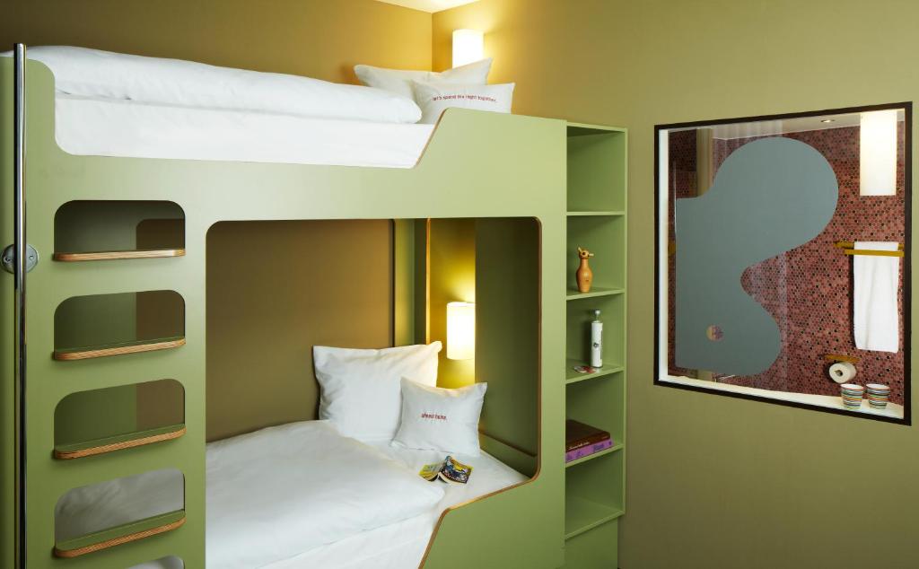 Room Bunk Bed