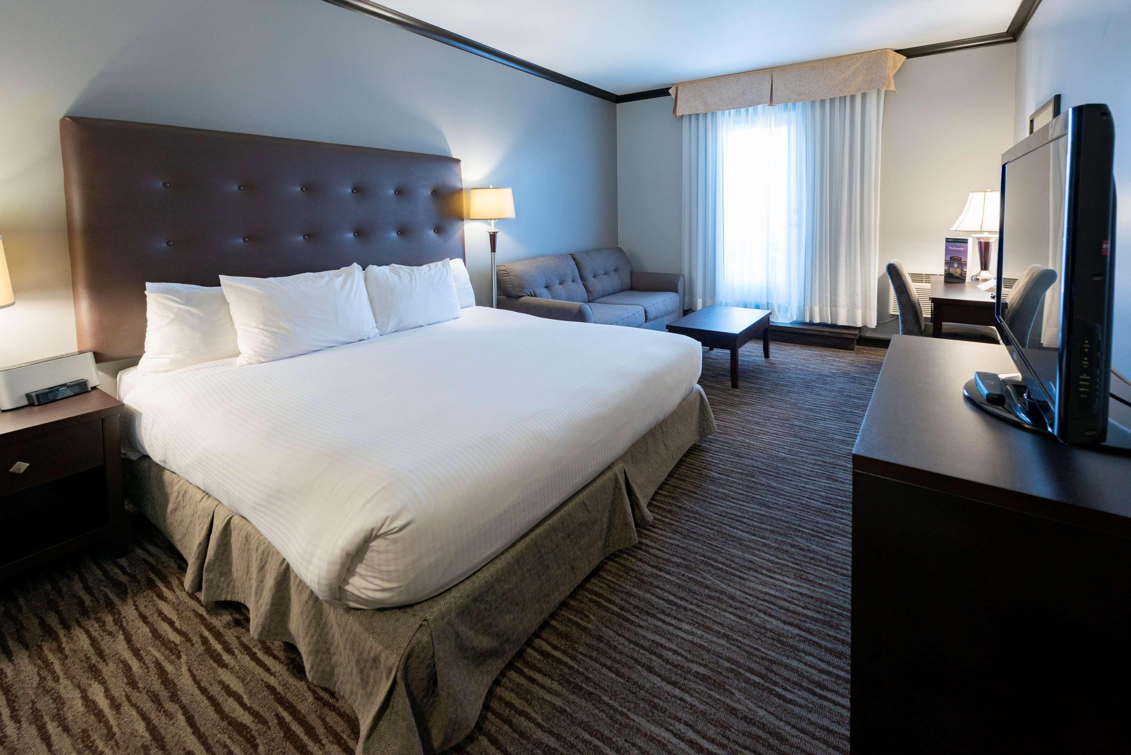 Double King Bed Non Smoking