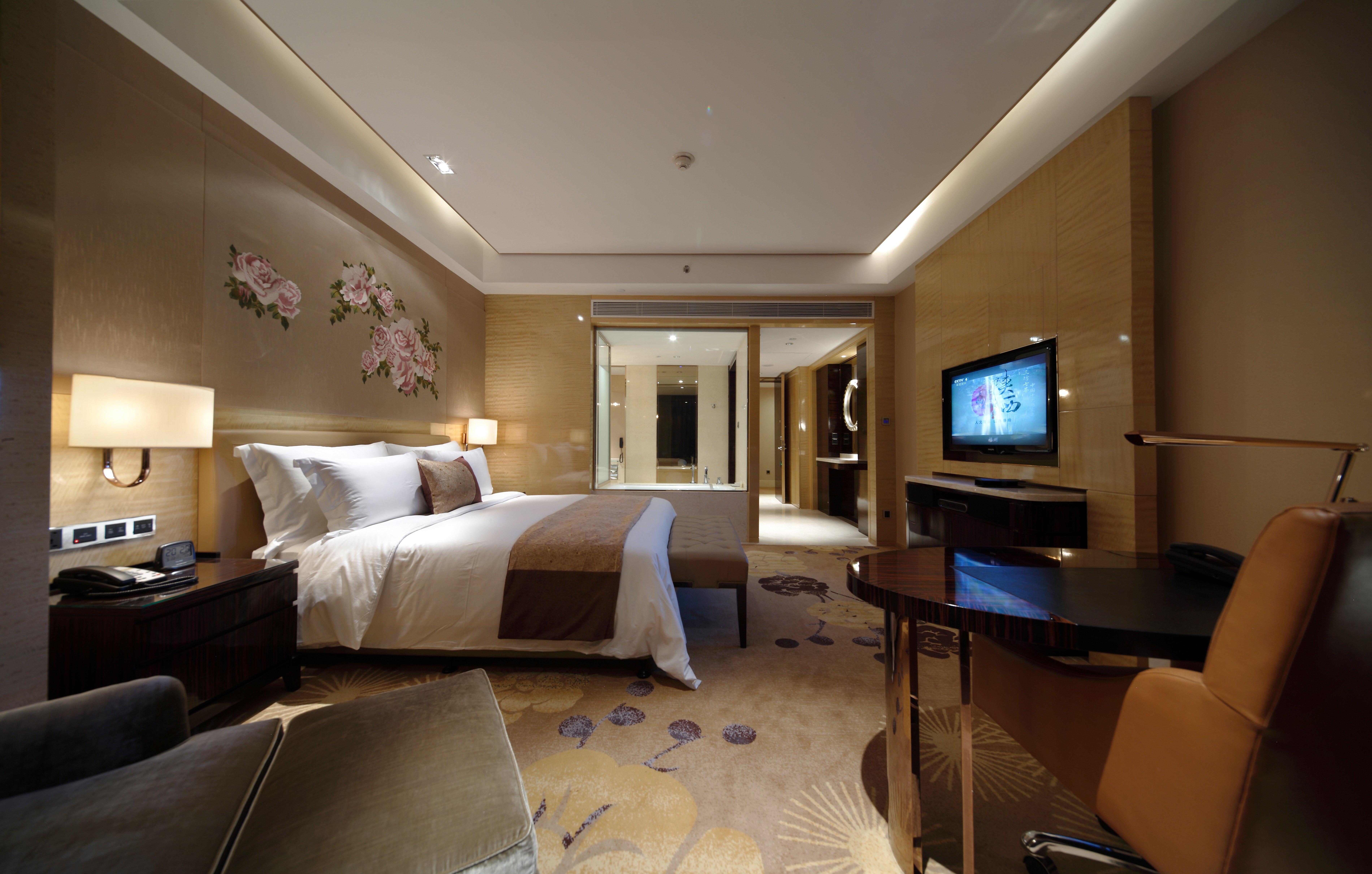 Room Premium