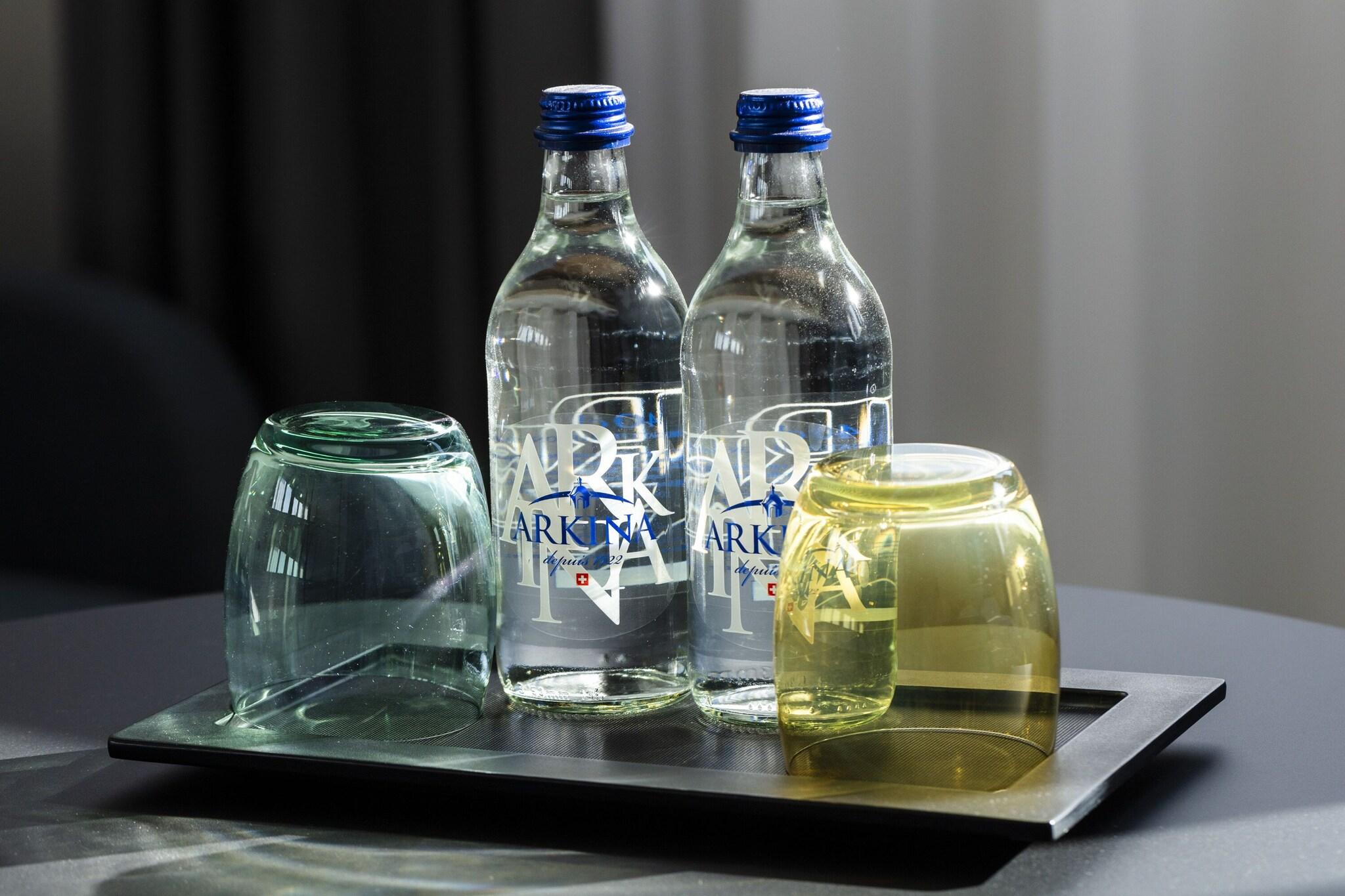 Double Queen Size Bed