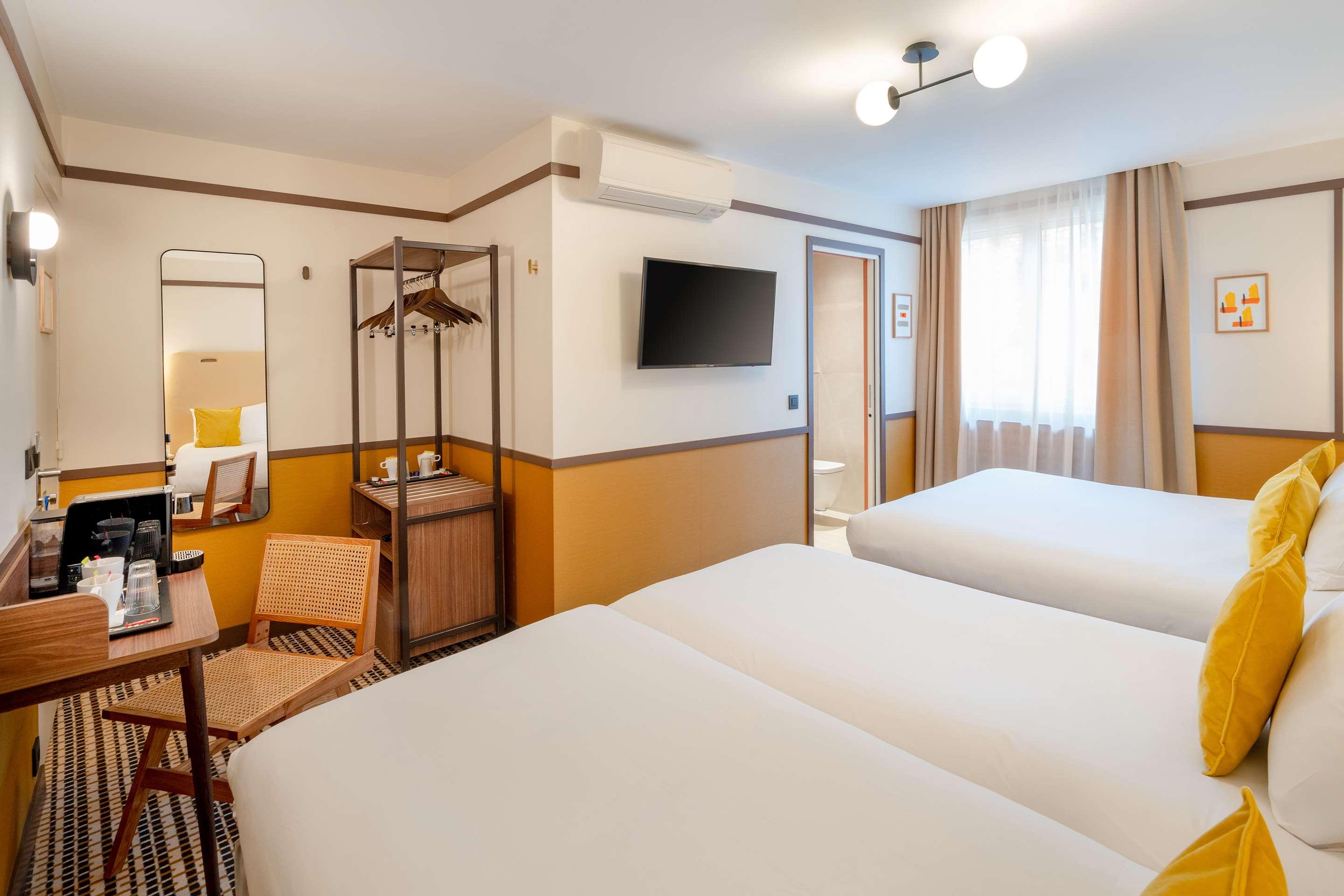 Family Room Standard