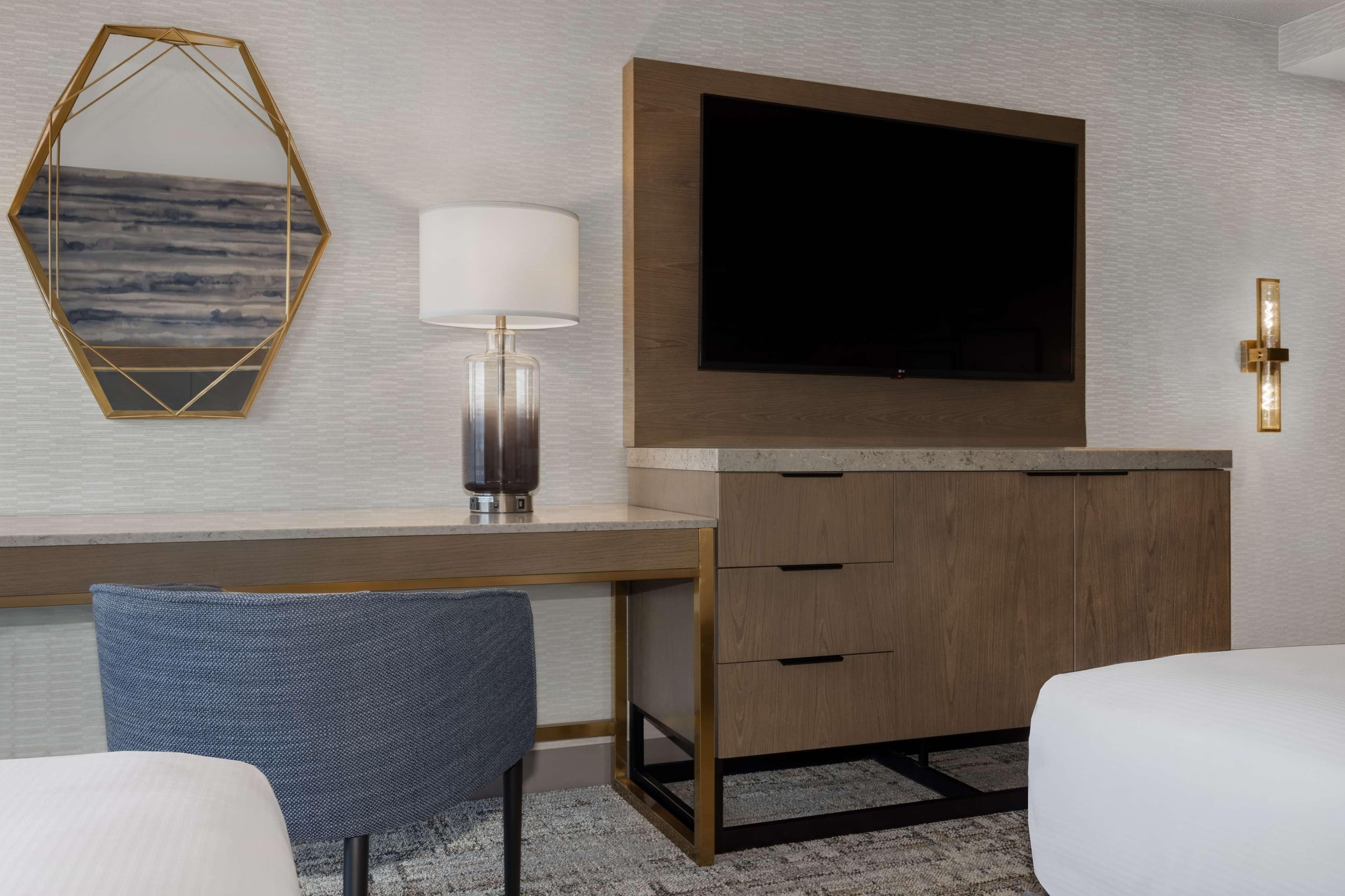 Double Accessible King Size Bed