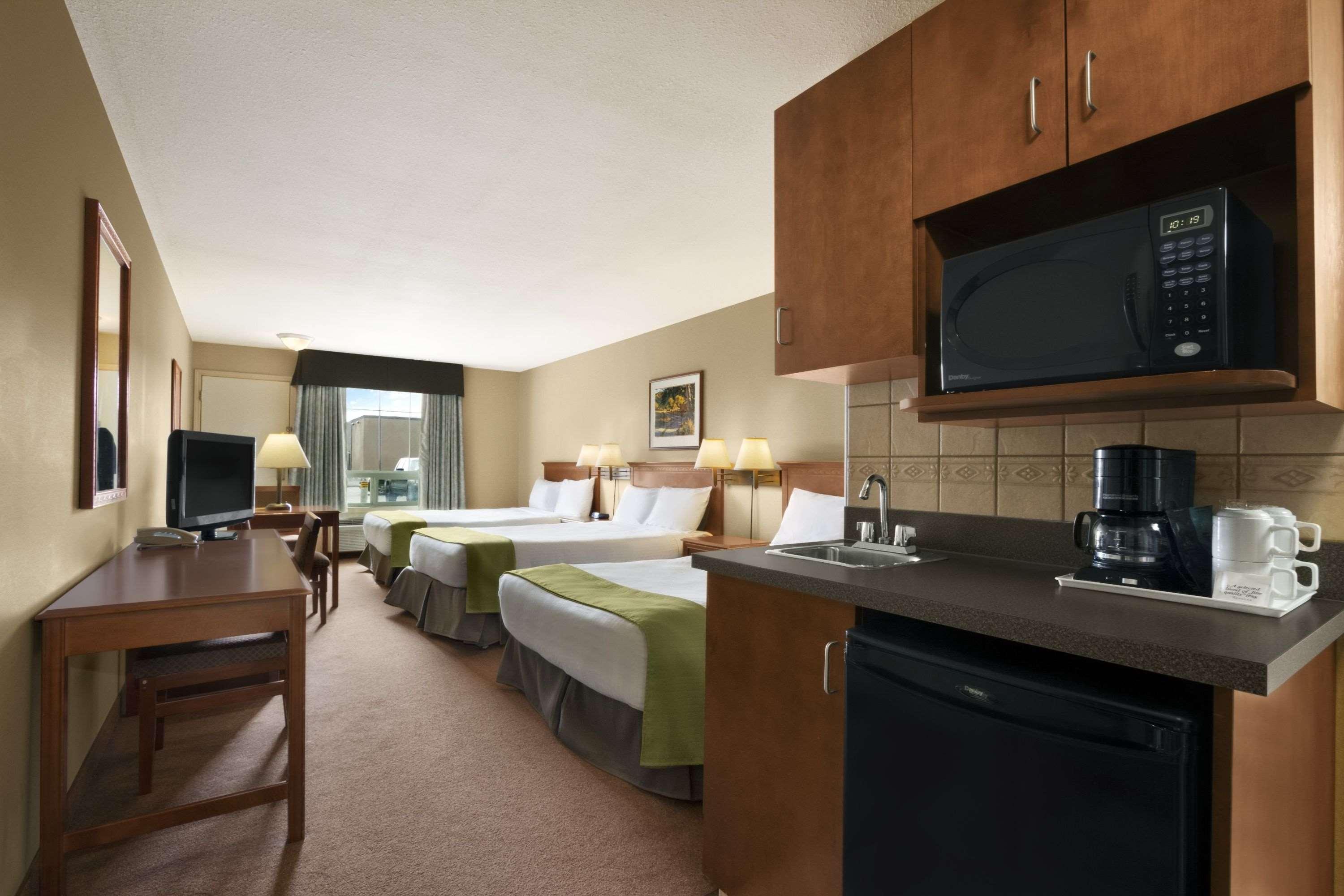 Suite Three Beds