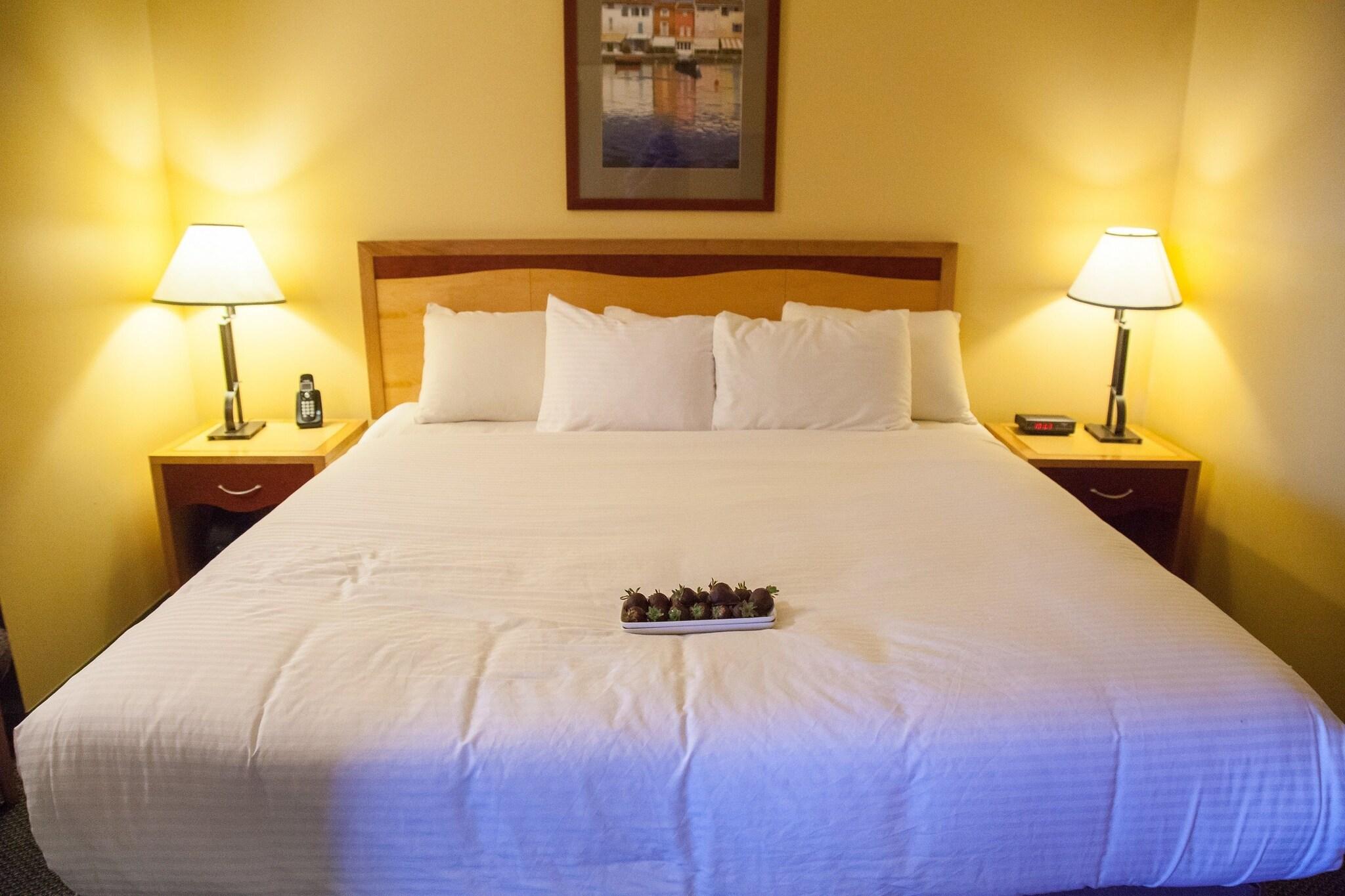 Double Deluxe King Bed