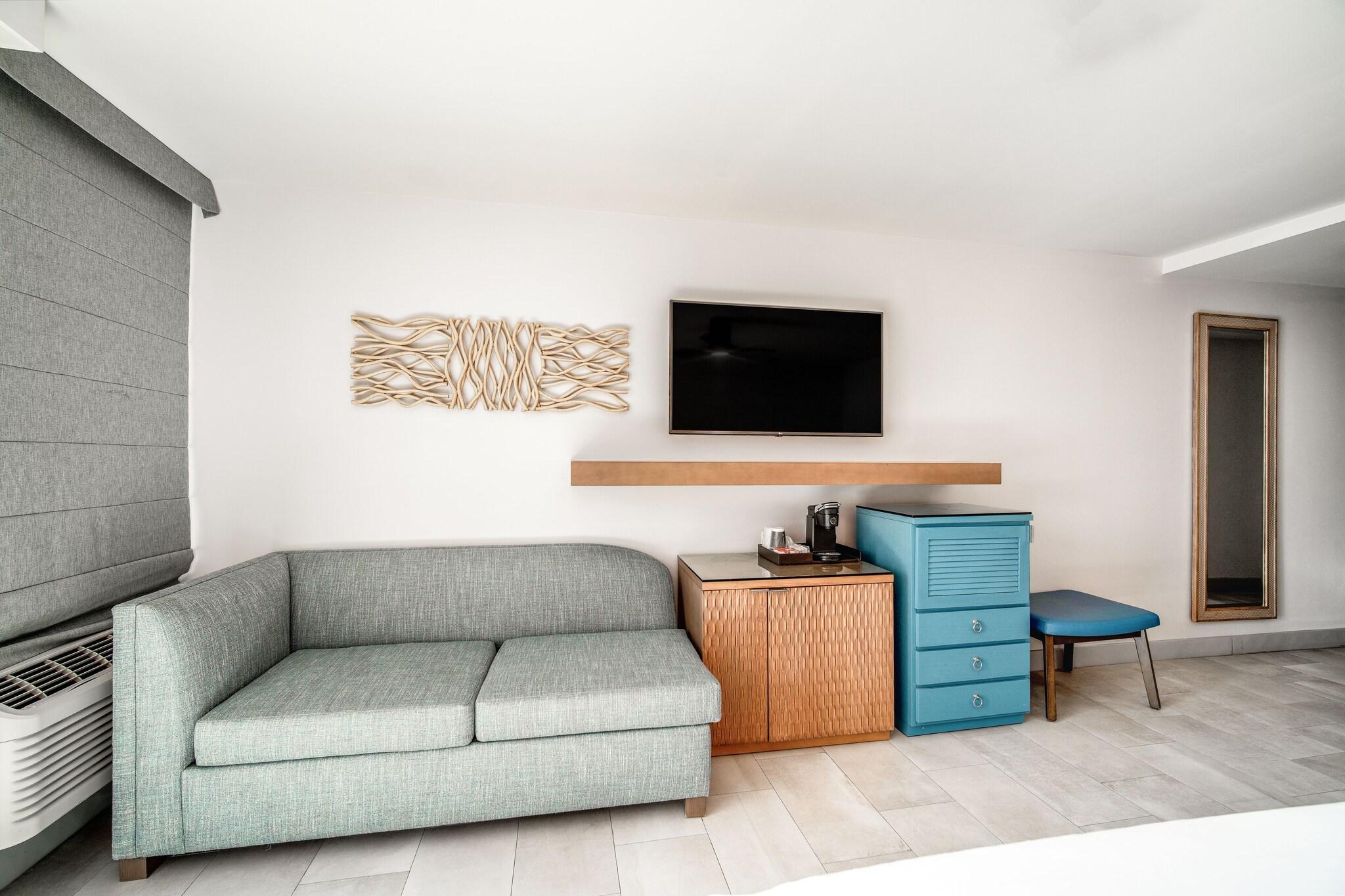 Double Ocean View King Bed