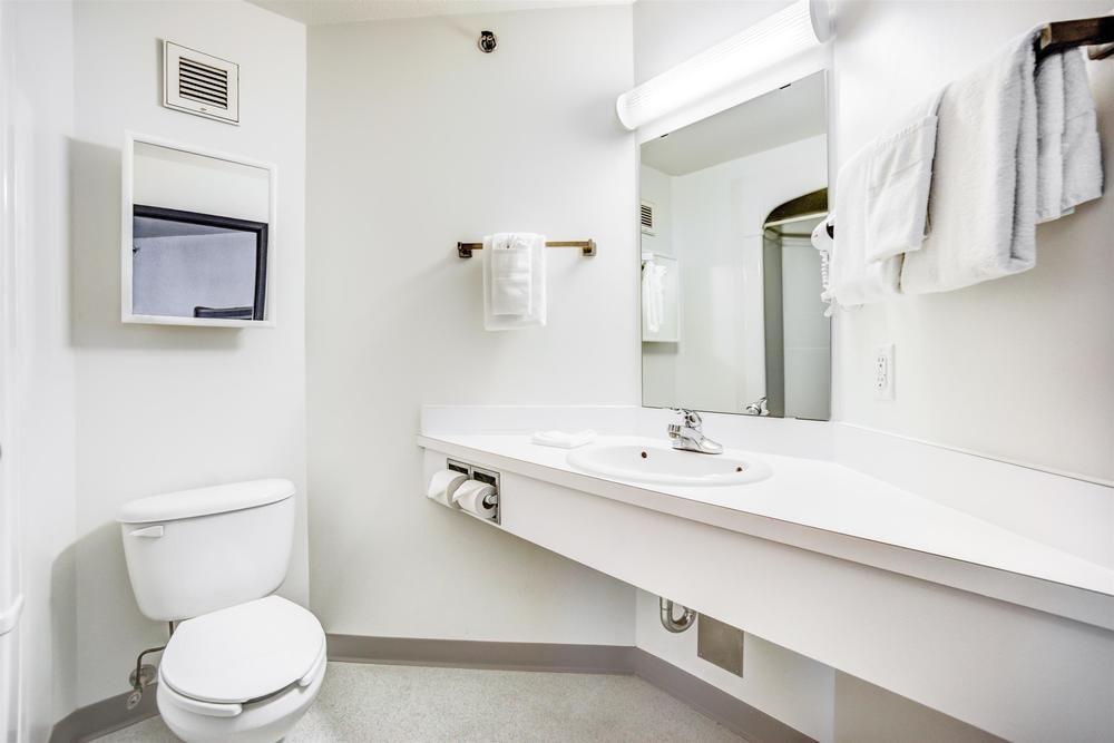 Double Queen Size Bed