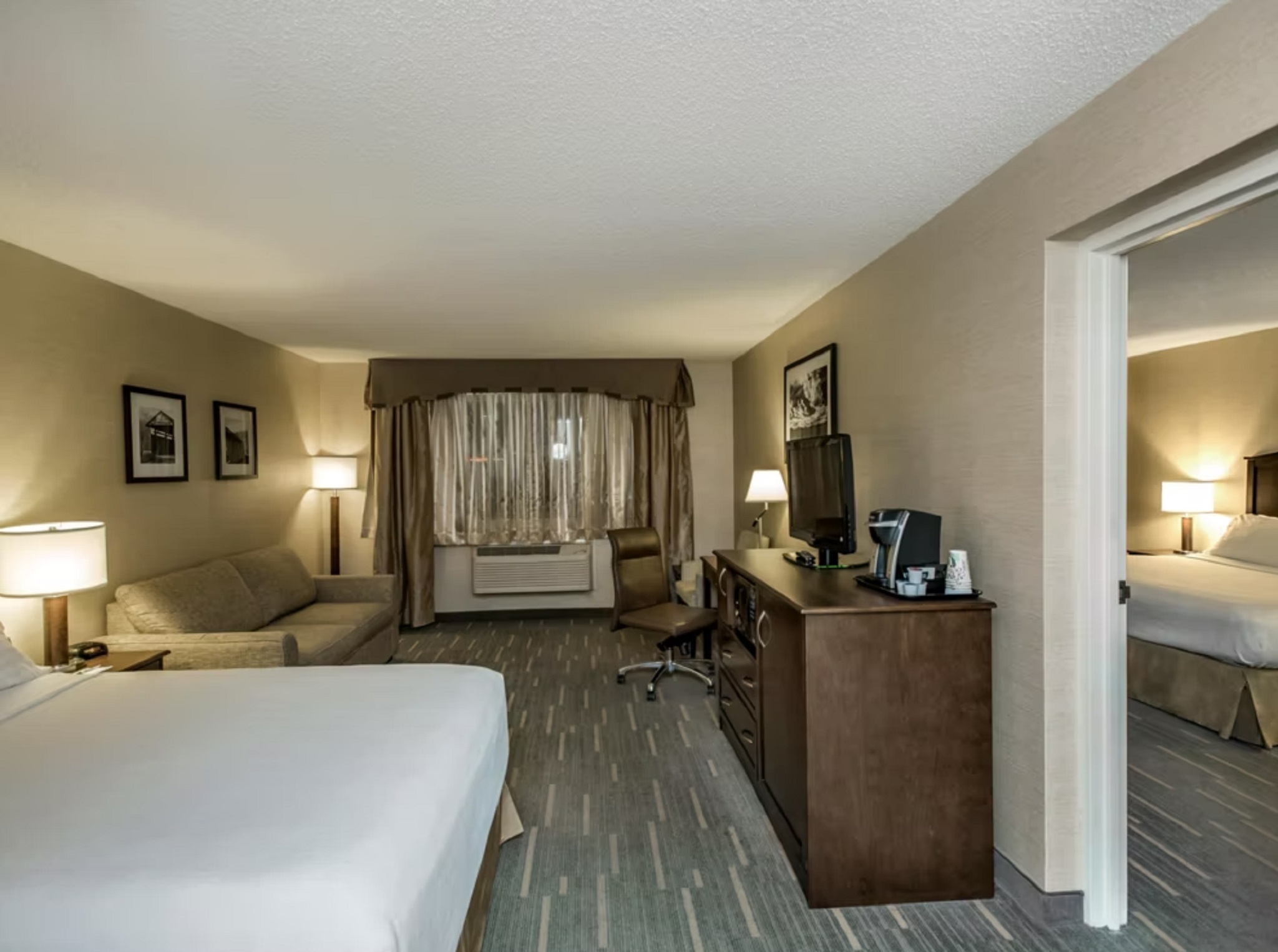 Suite King Bed One Bedroom 