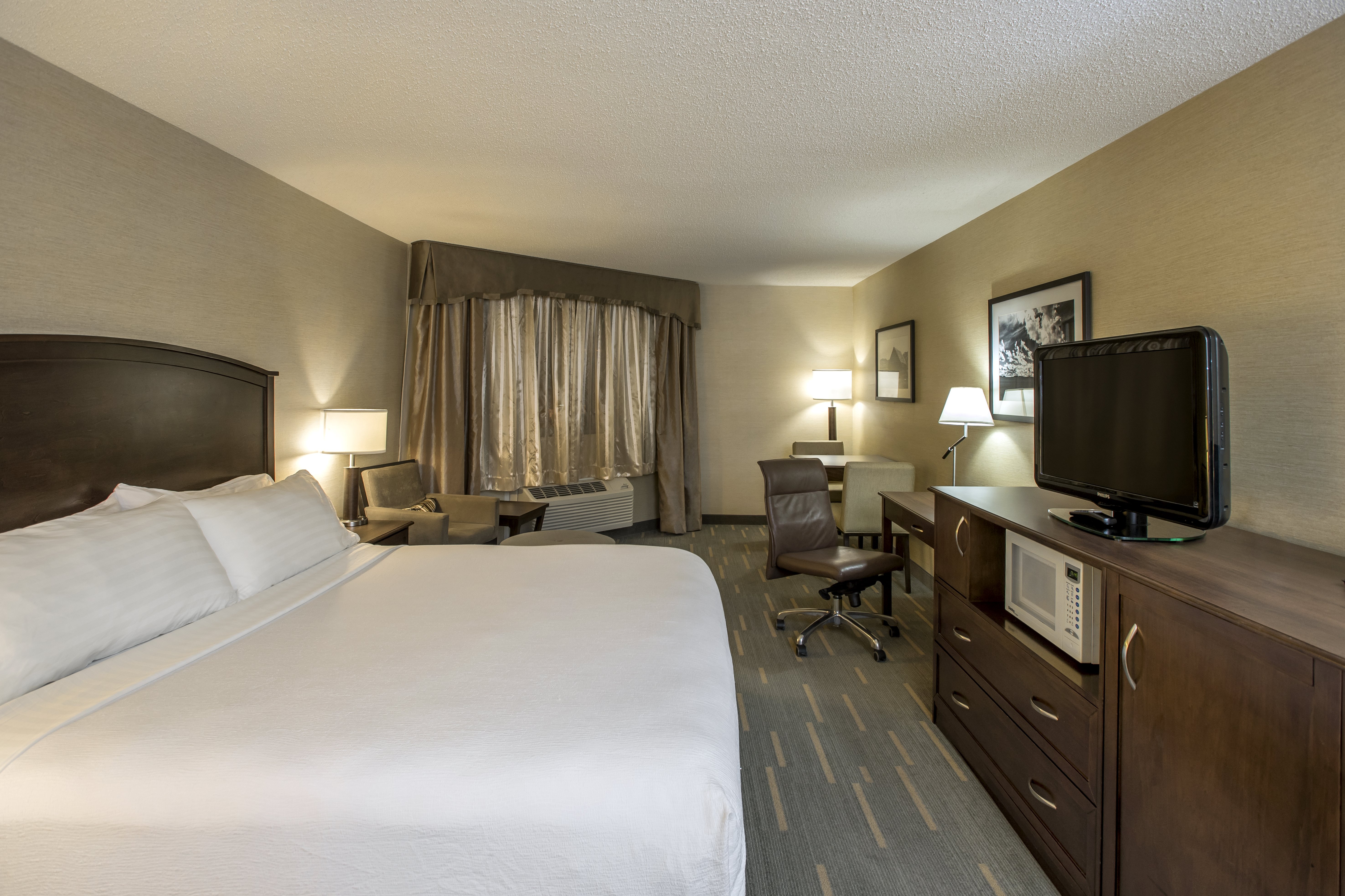 Double King Bed Non Smoking