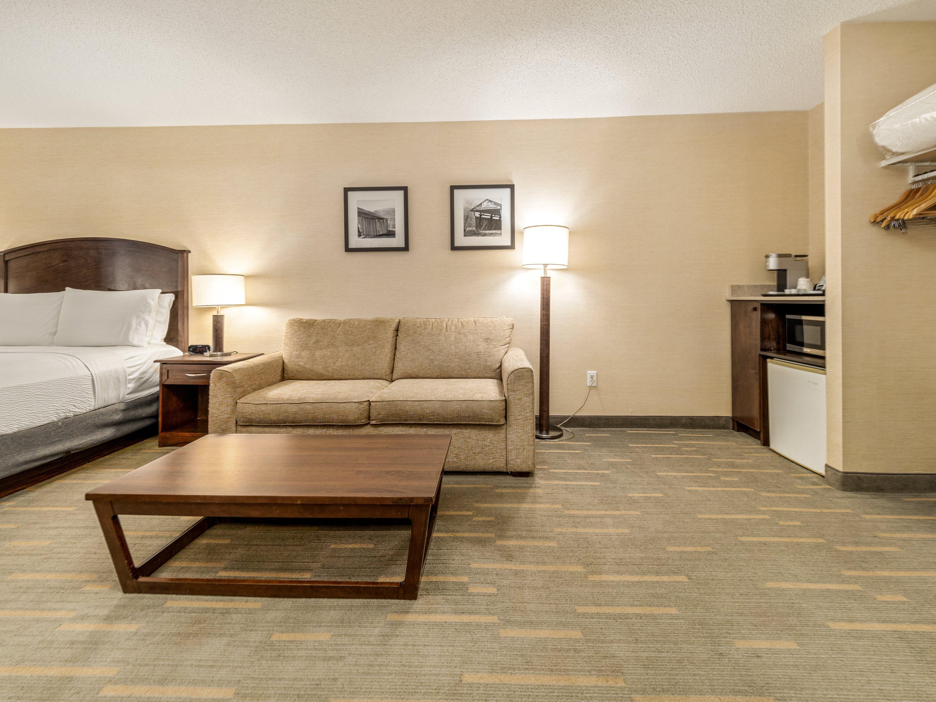 Suite Pool View One Bedroom