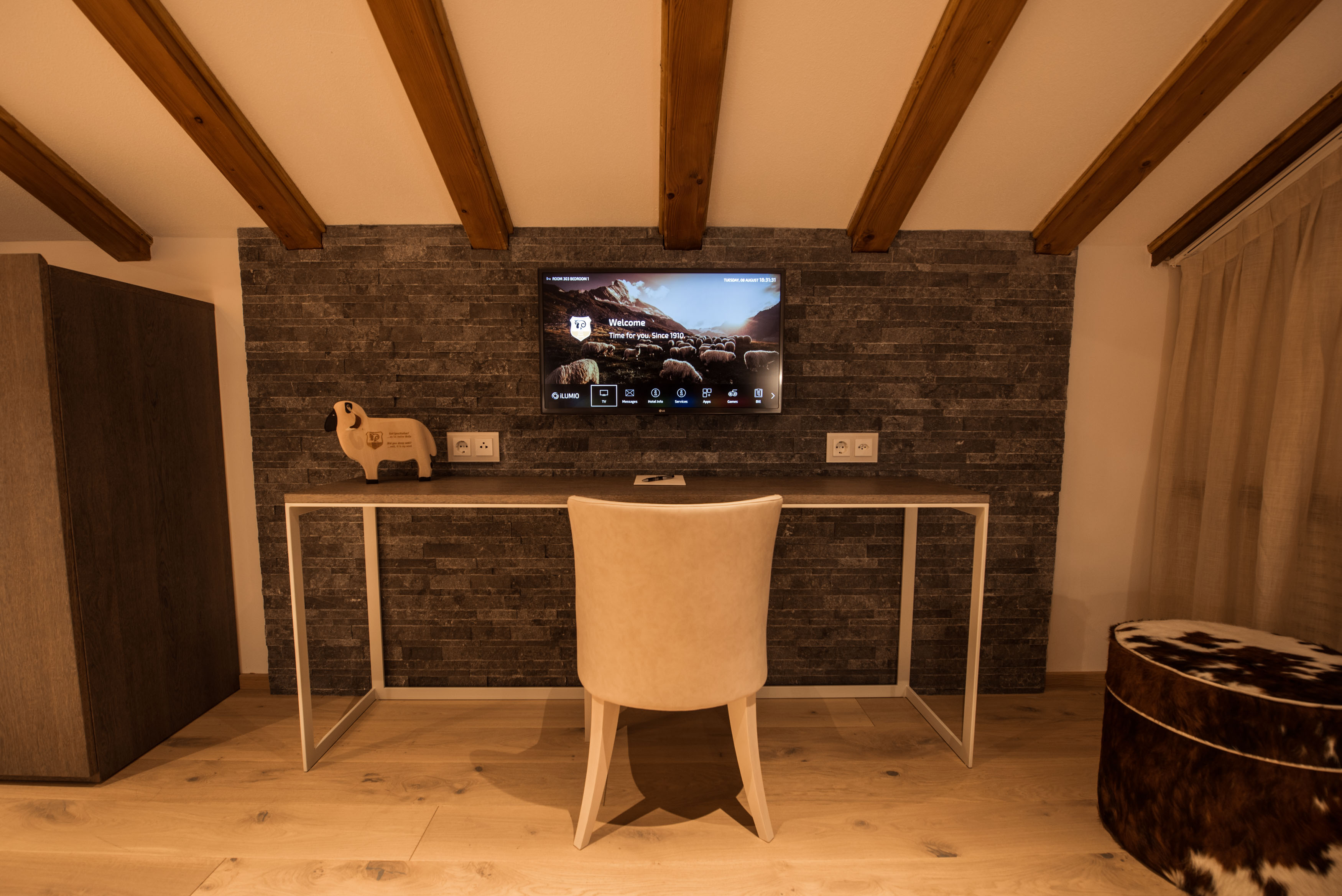 Family Room Standard