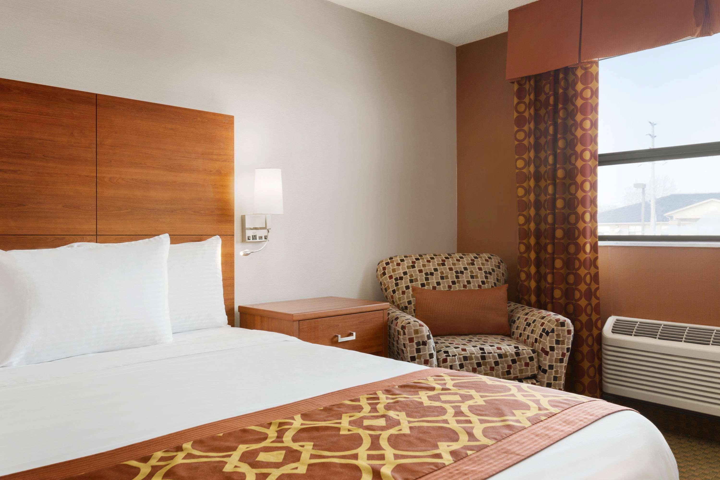 Double King Bed Non Smoking