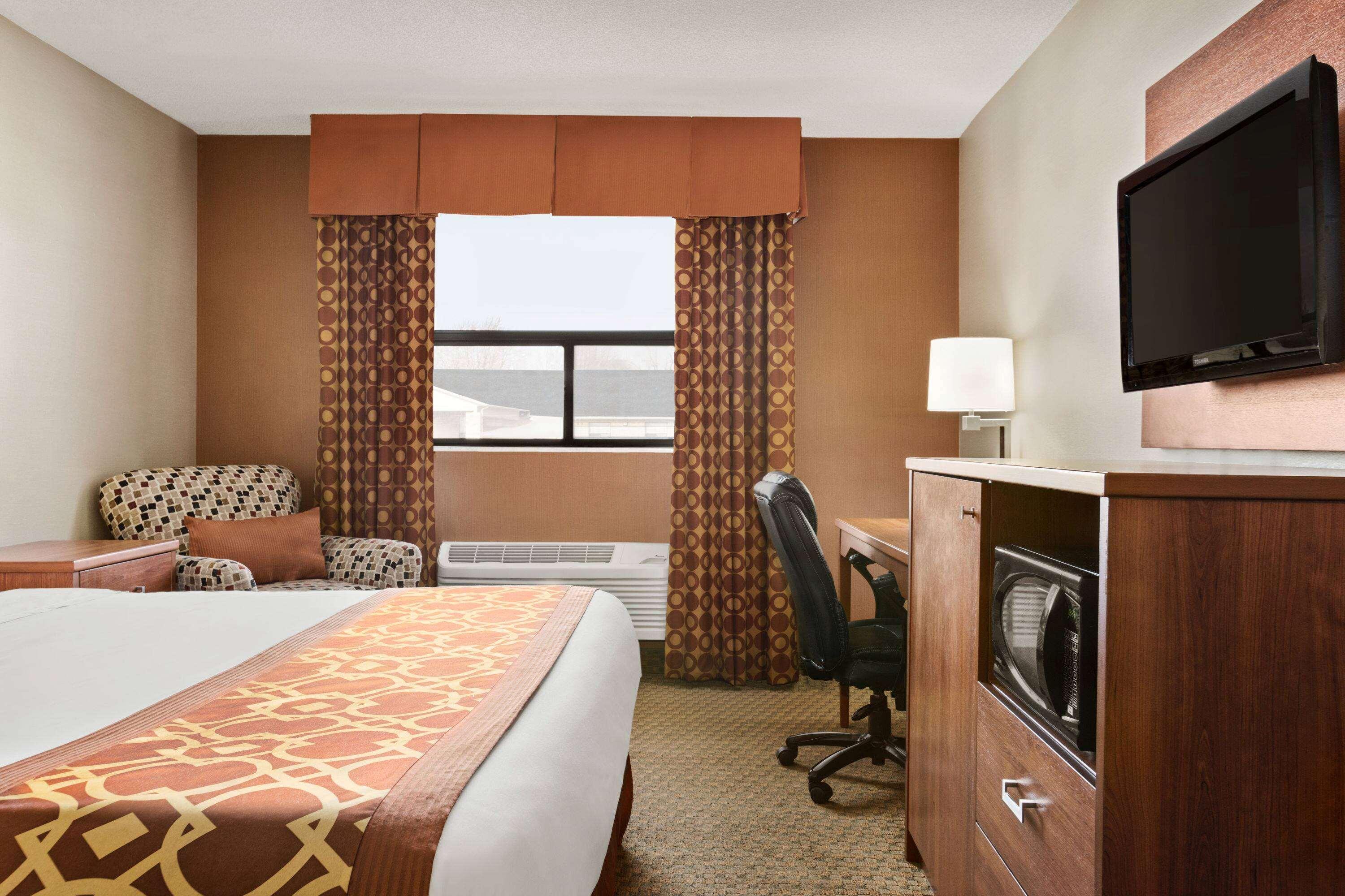 Double King Bed Non Smoking