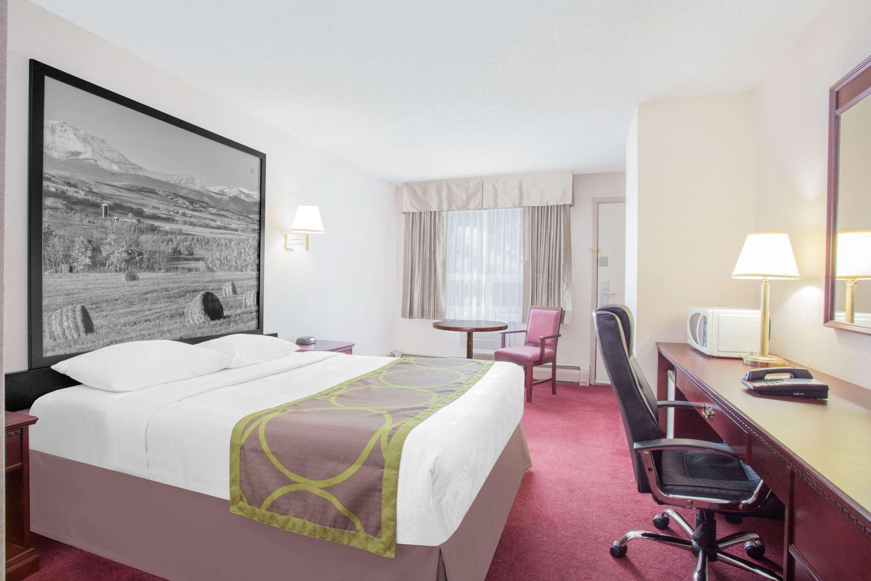 Double Queen Size Bed