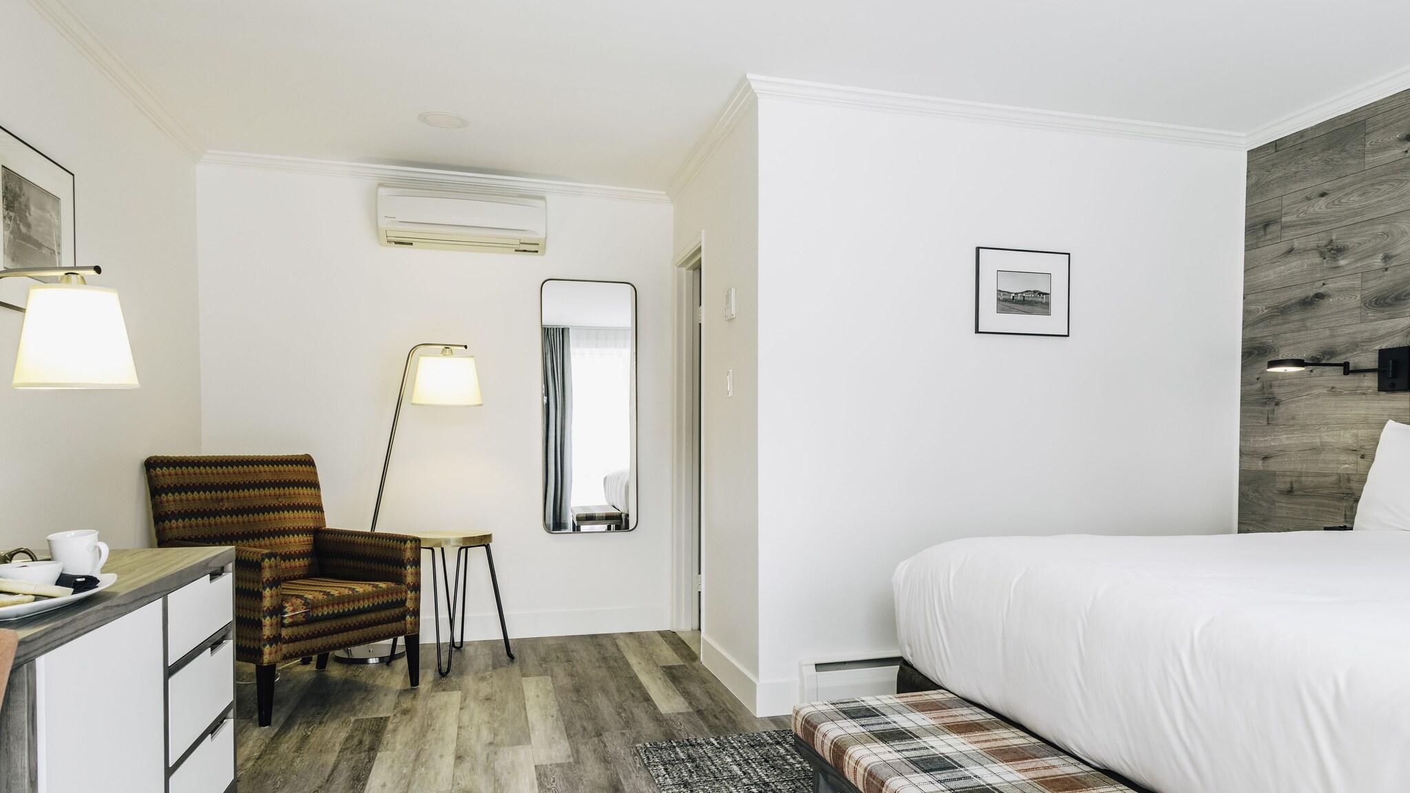 Double Superior King Bed