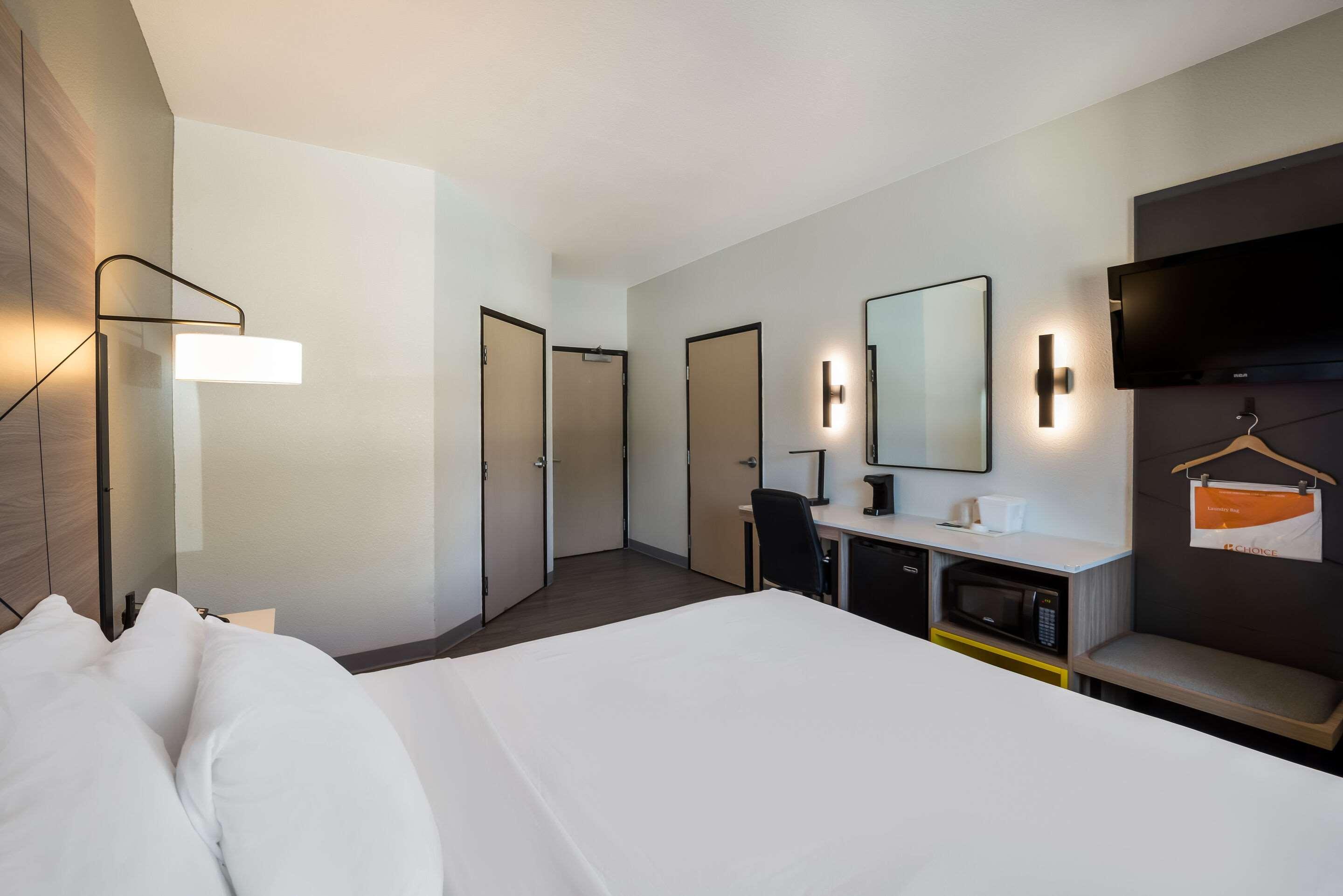 Room King Bed Non Smoking