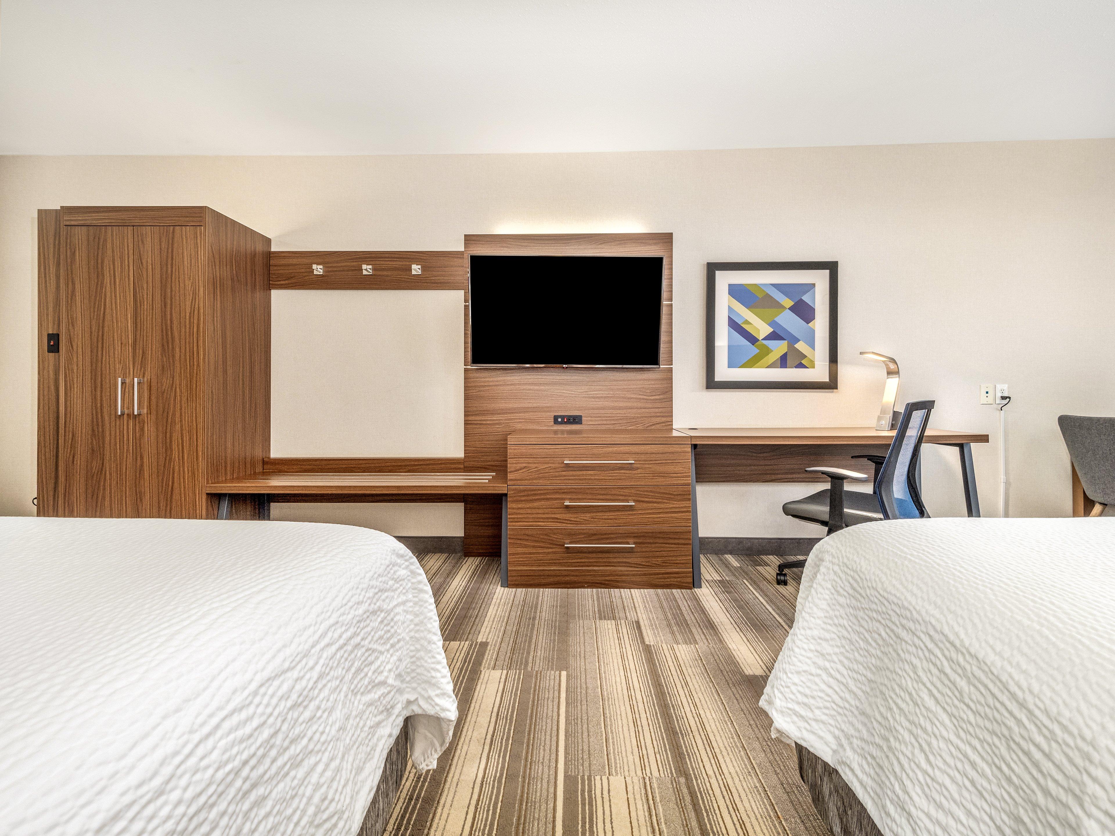 Quadruple Two King Beds