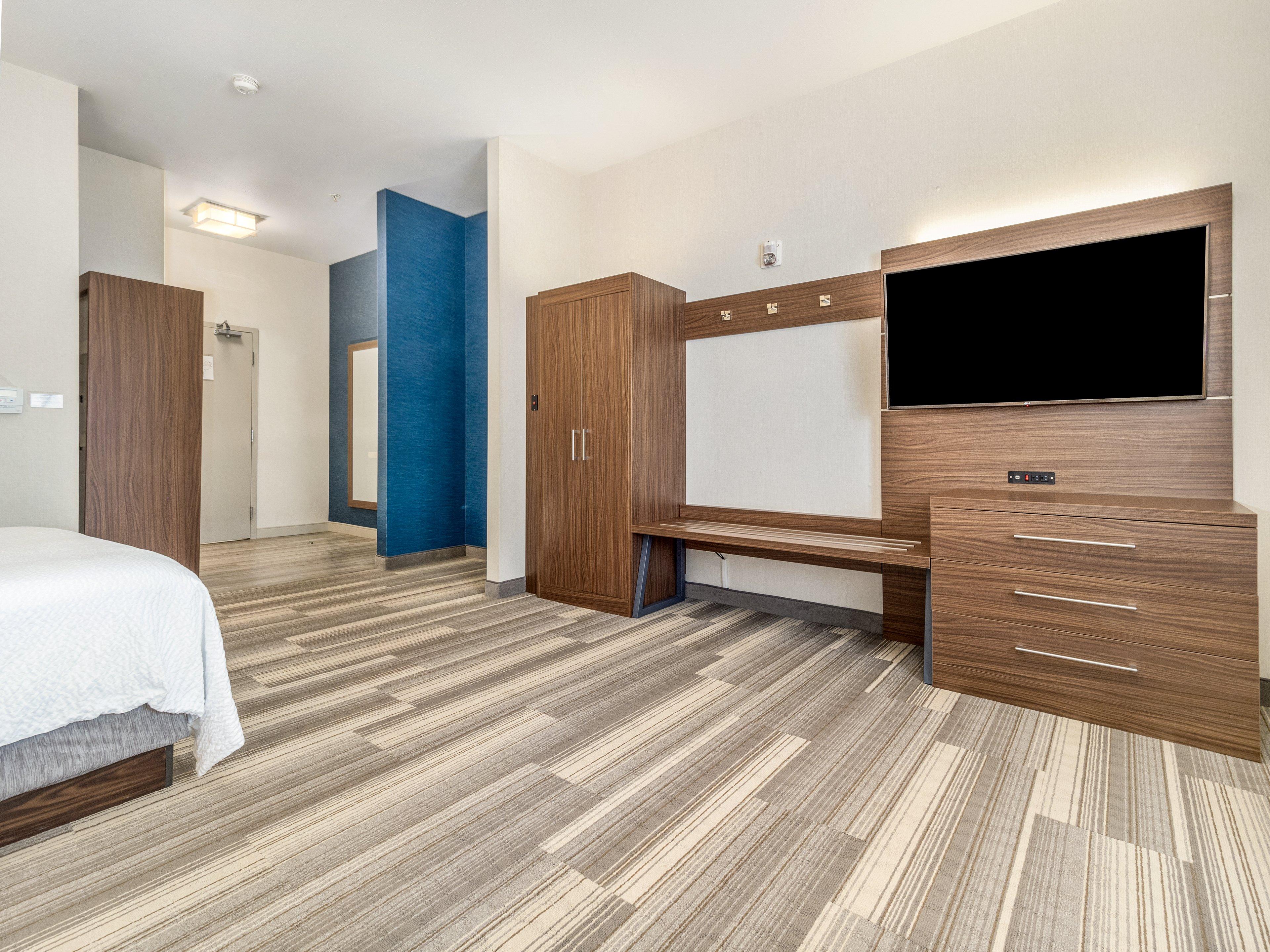 Double Accessible-queen Size Bed