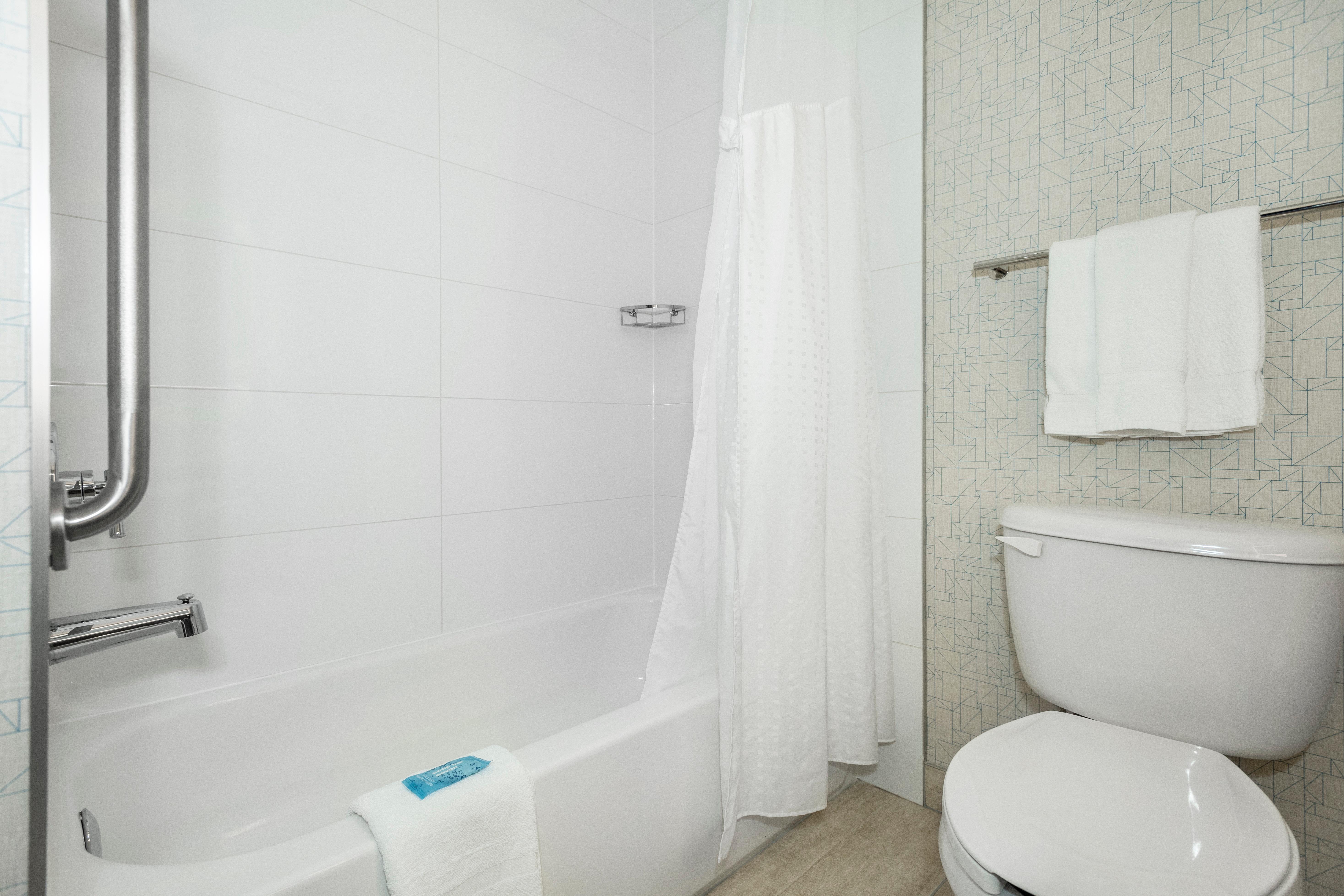 Quadruple Two Queen Beds