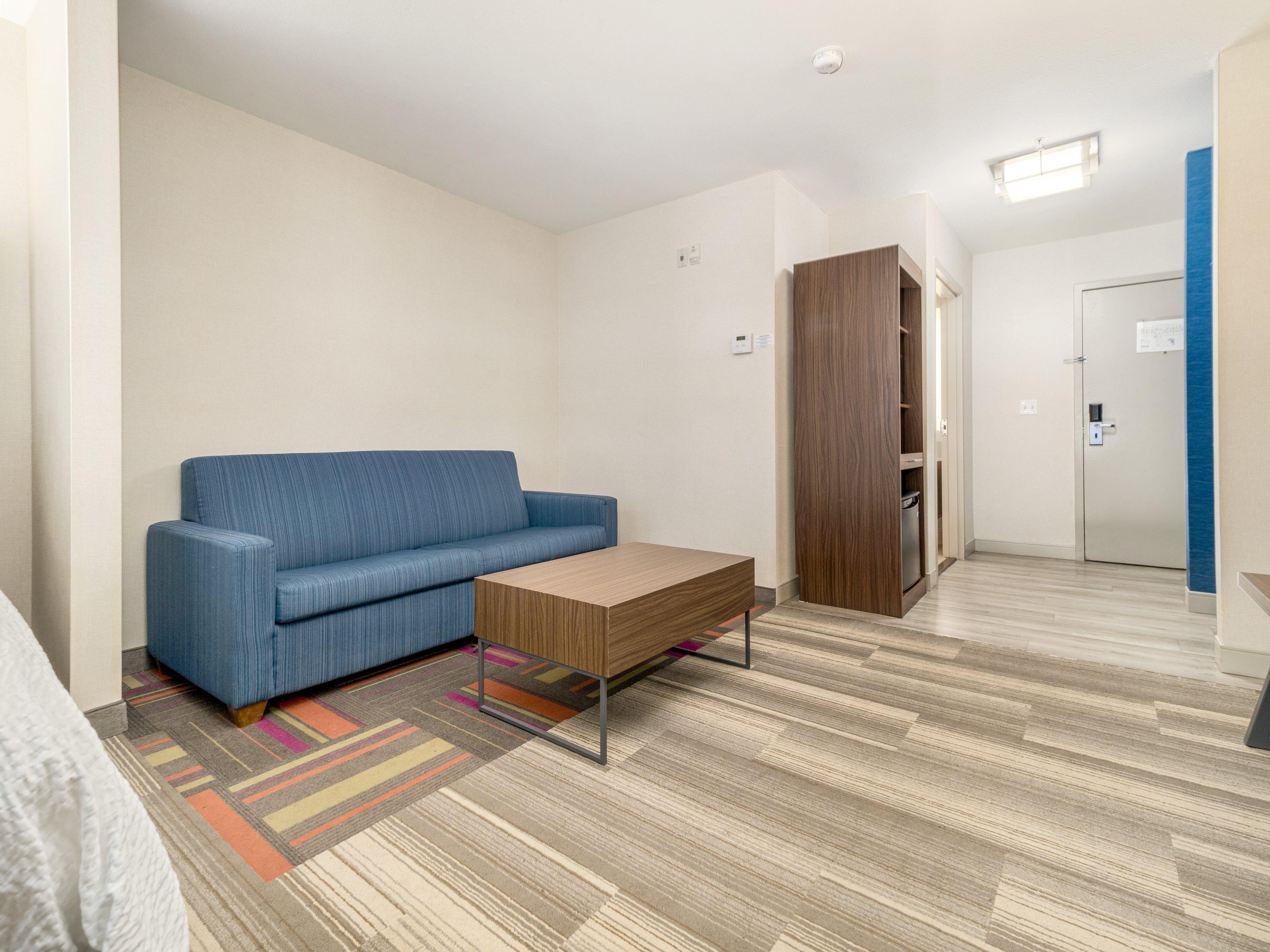 Quadruple Two Queen Beds