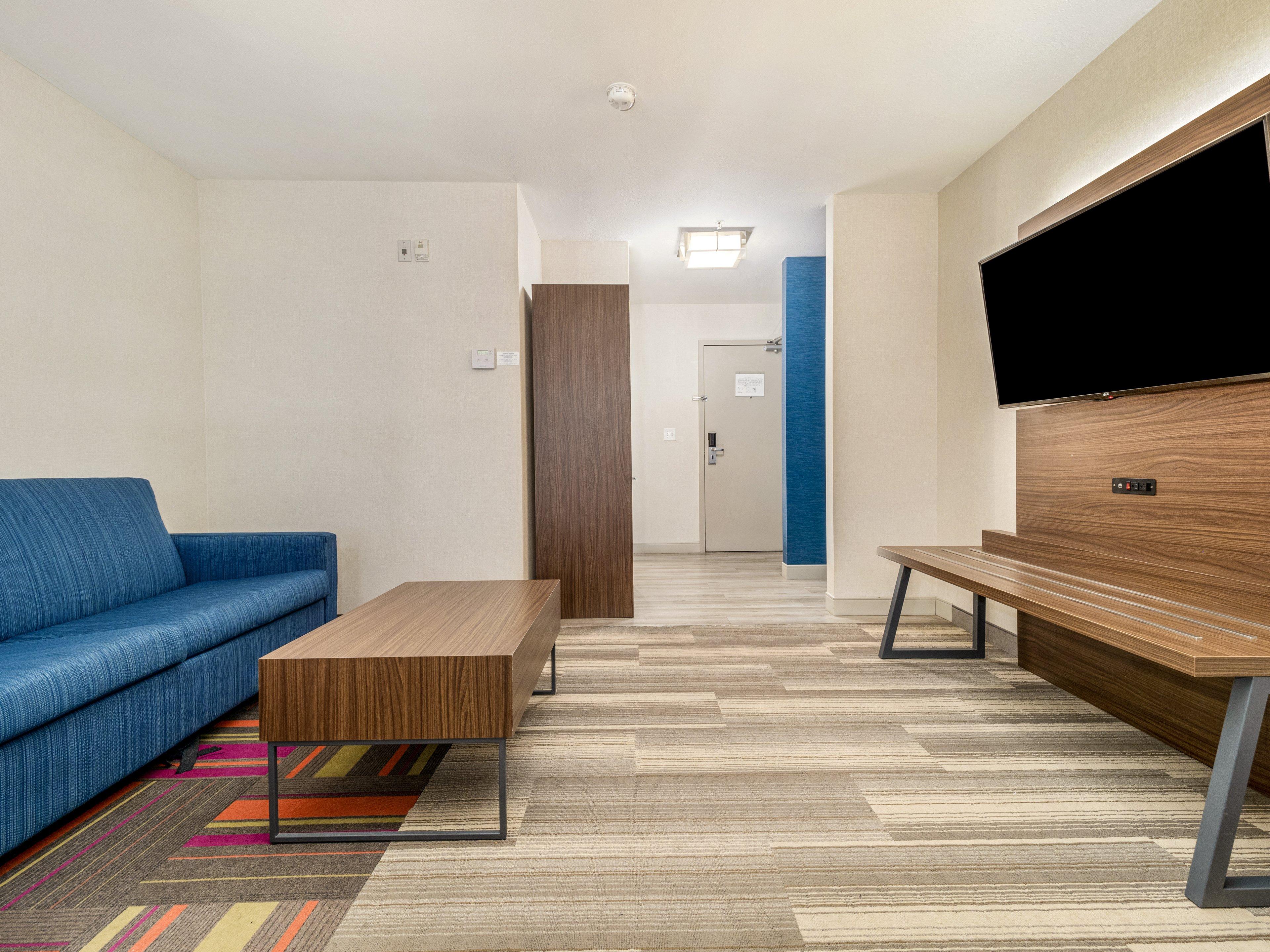 Quadruple Two Queen Beds