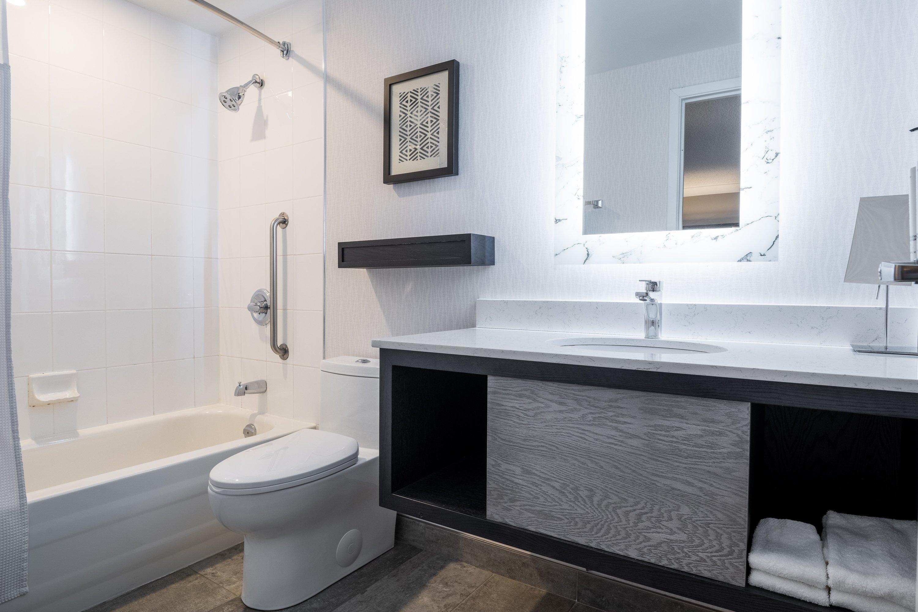 Double Queen Bed Non Smoking