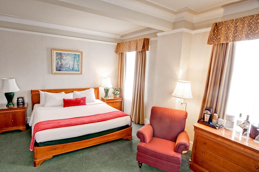 Room Executive Queen Bed