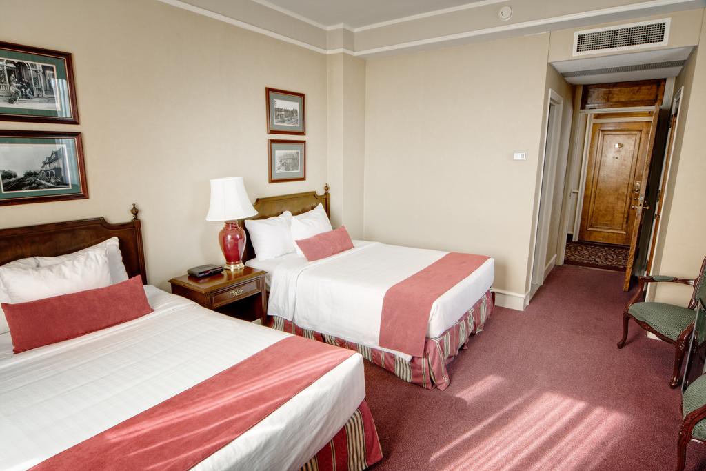 Room Two Double Beds