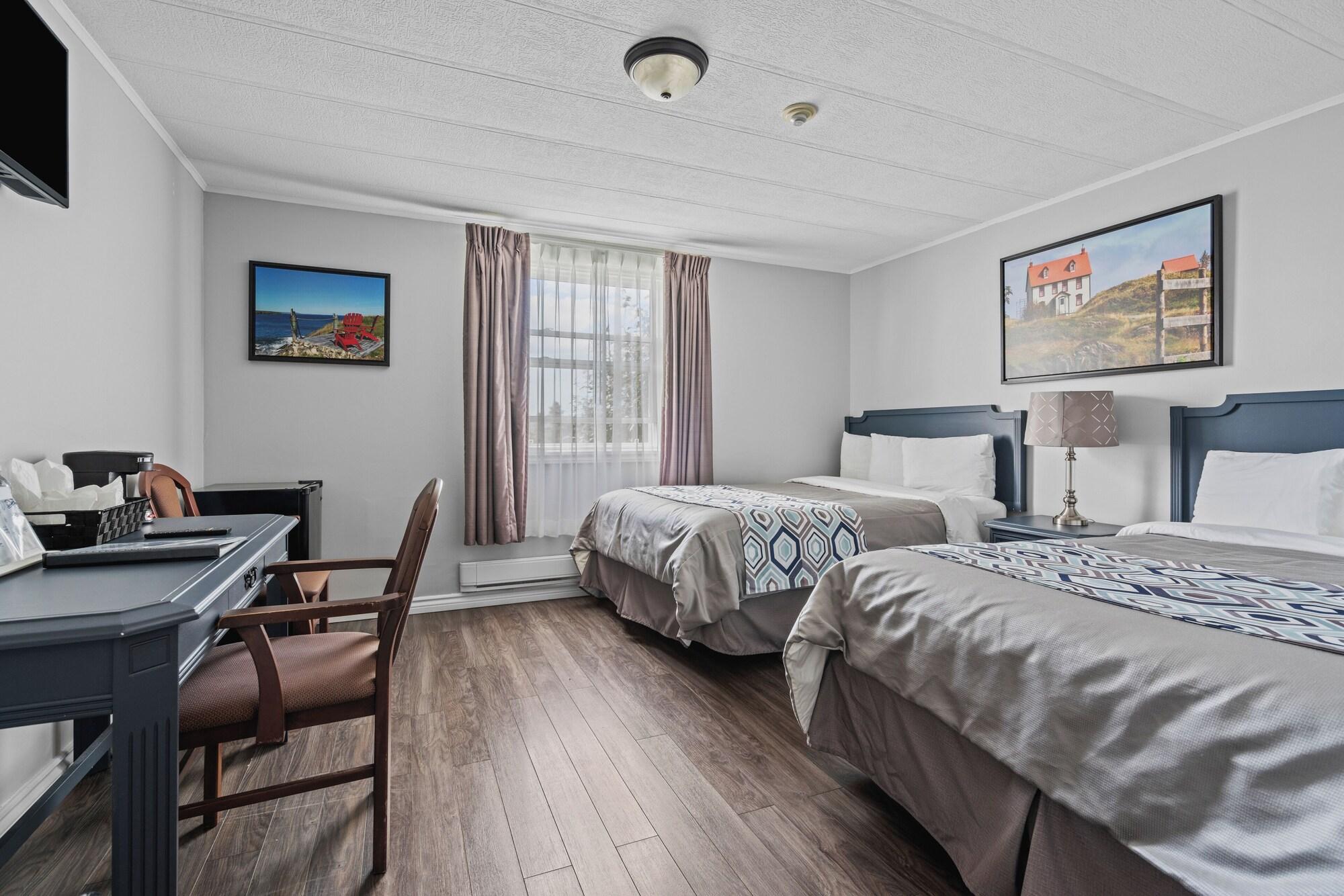 Quadruple Two Double Beds