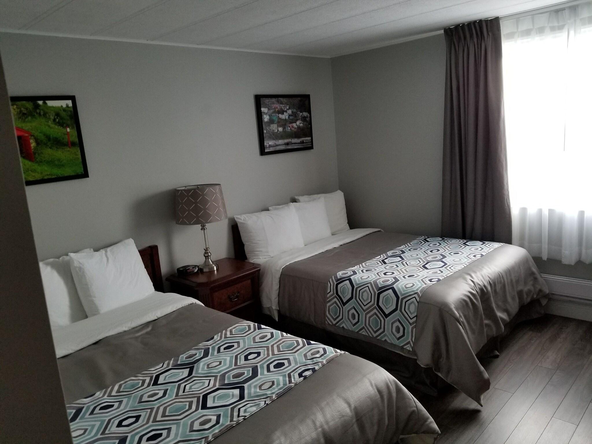 Quadruple Two Double Beds