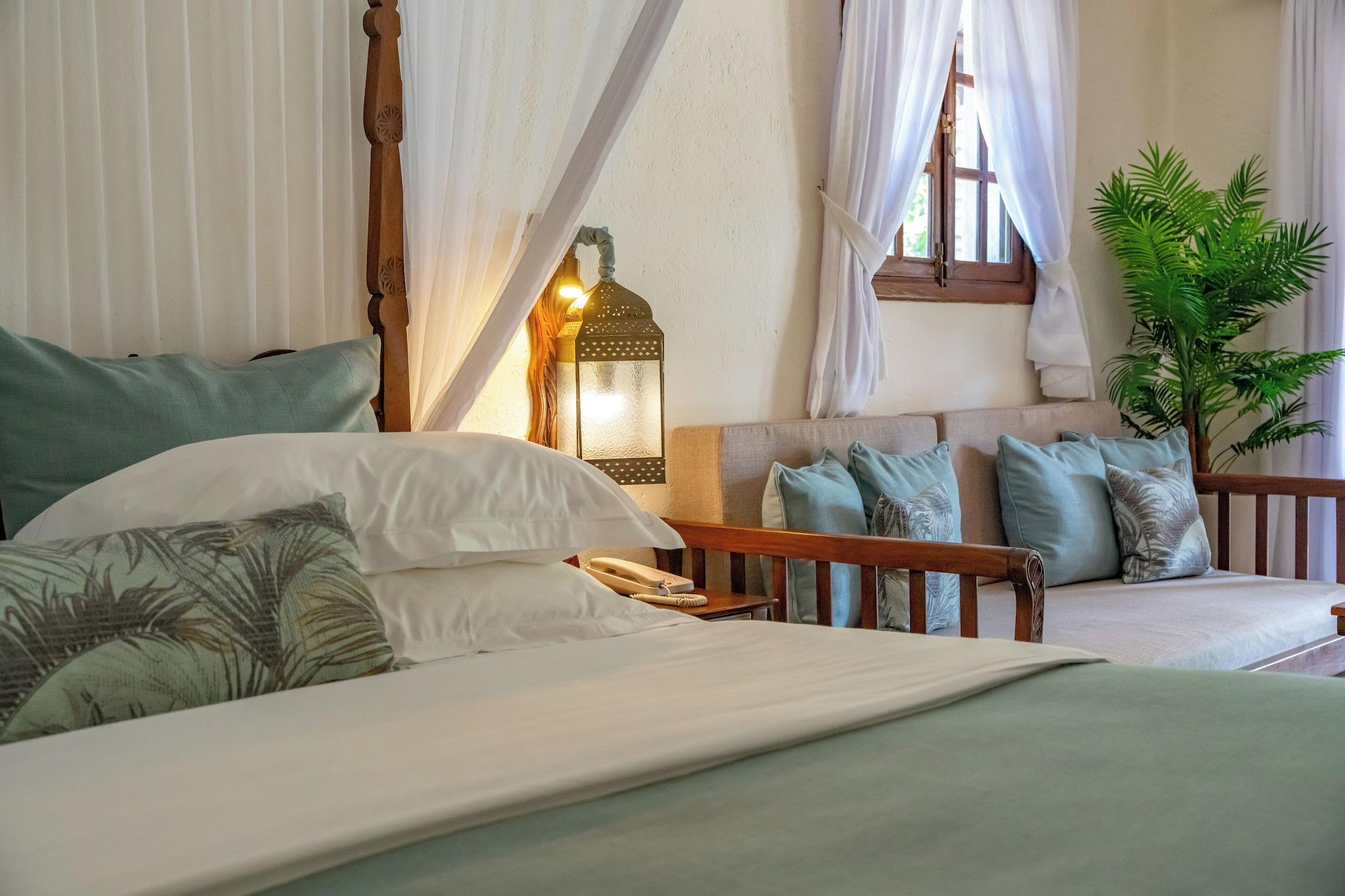 Double or Twin Queen Size Bed