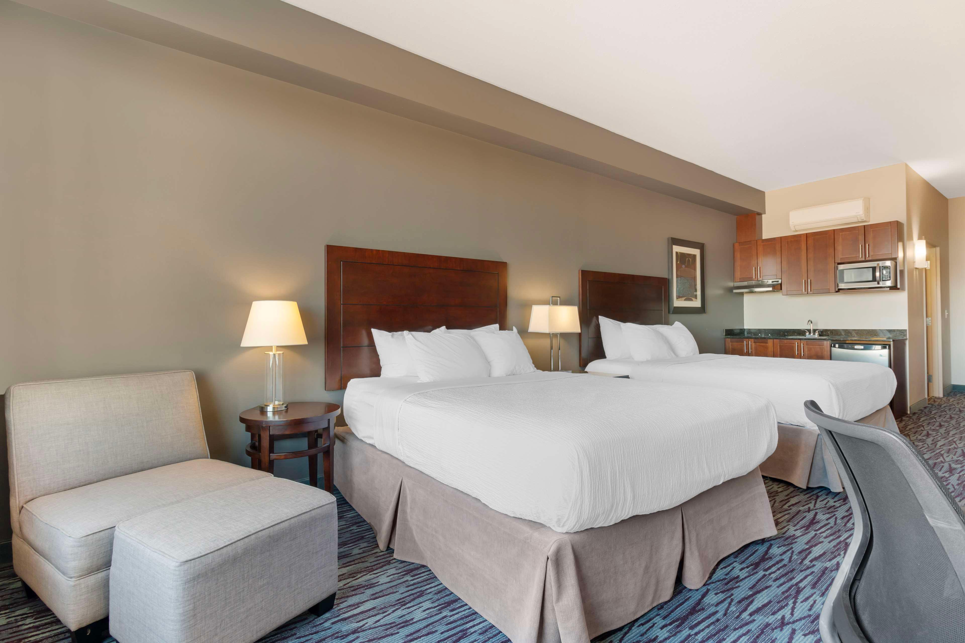 Double Two Queen Beds