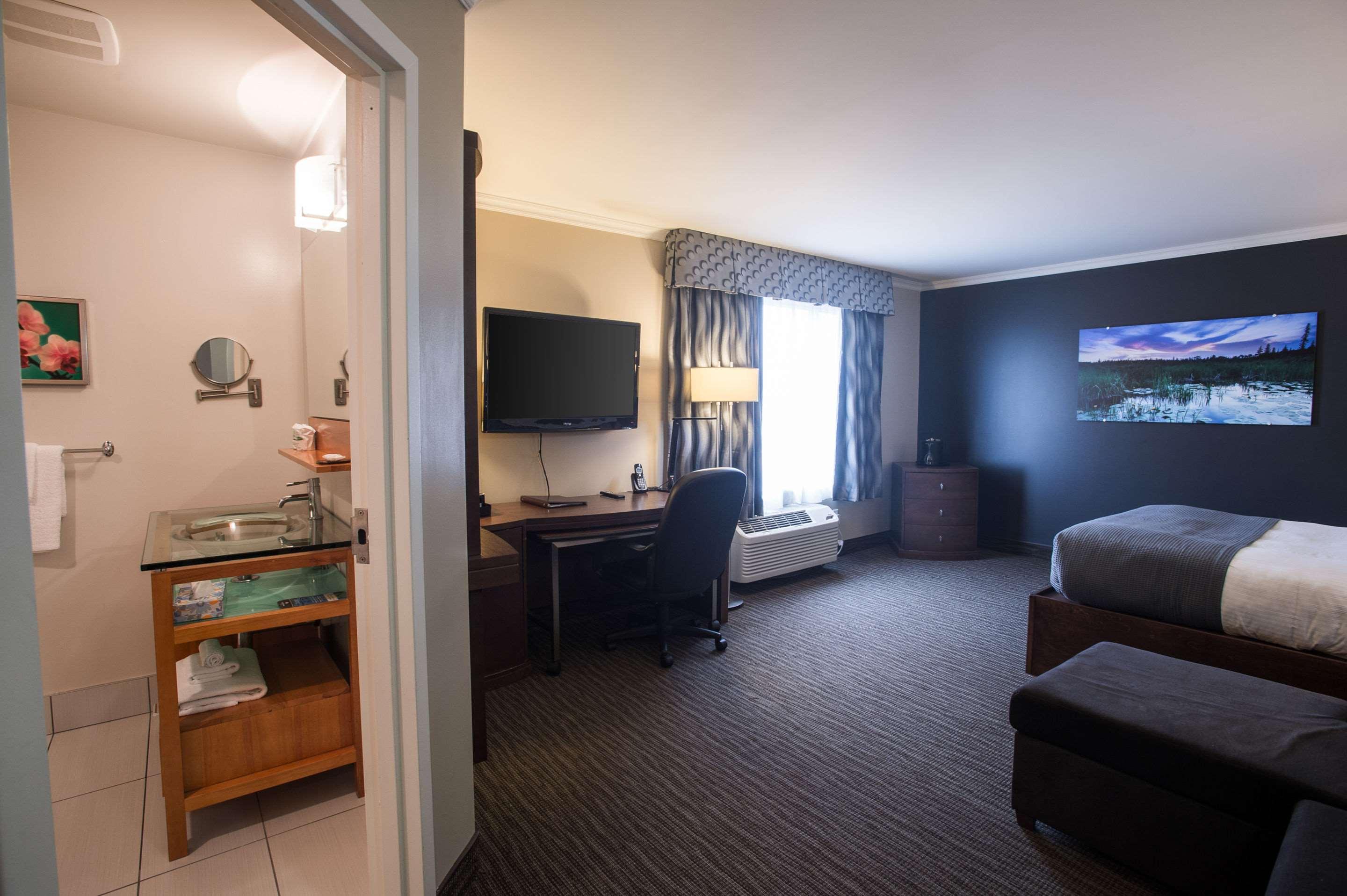 Double Queen Bed Non Smoking