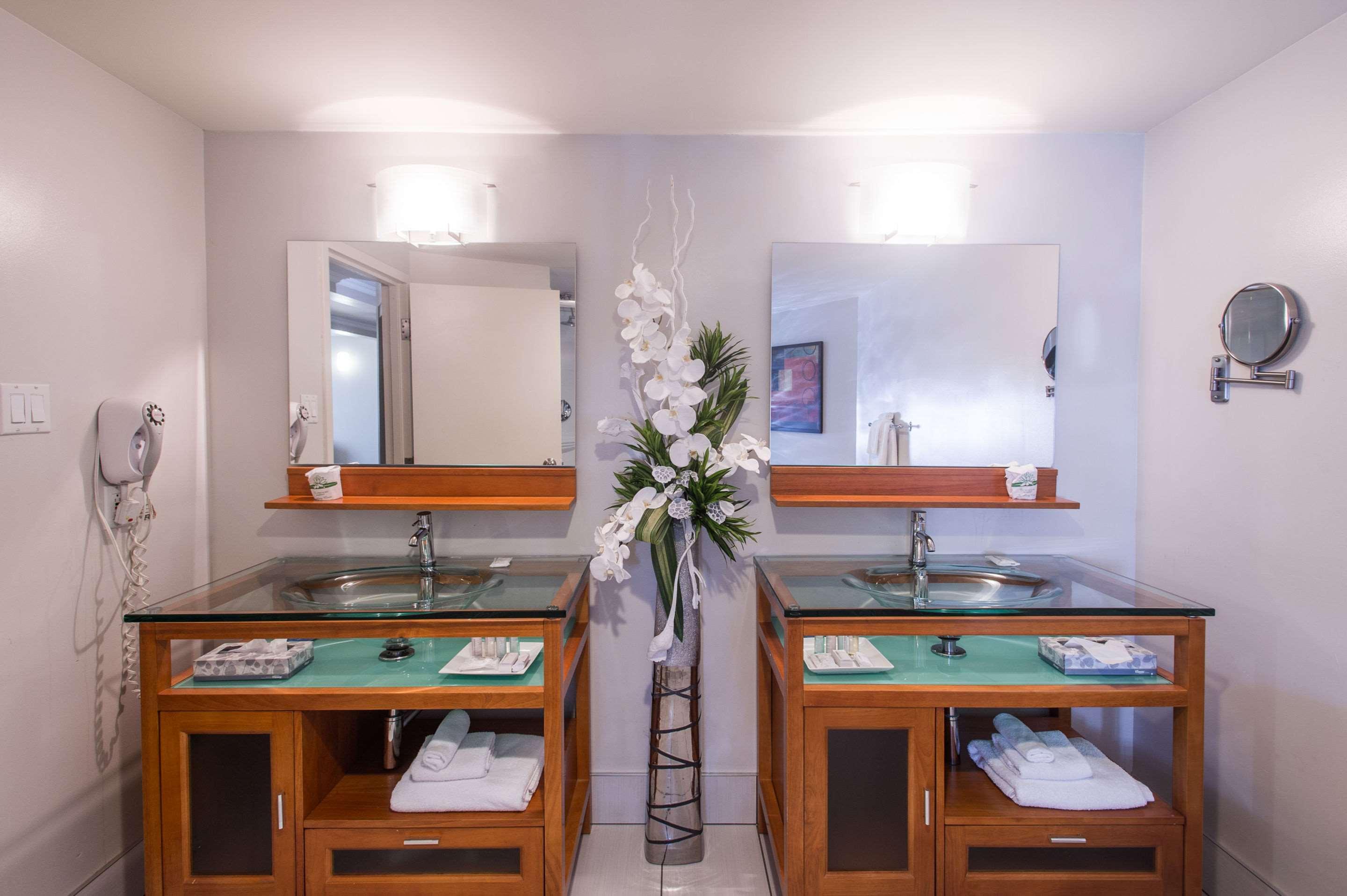 Double King Bed Non Smoking