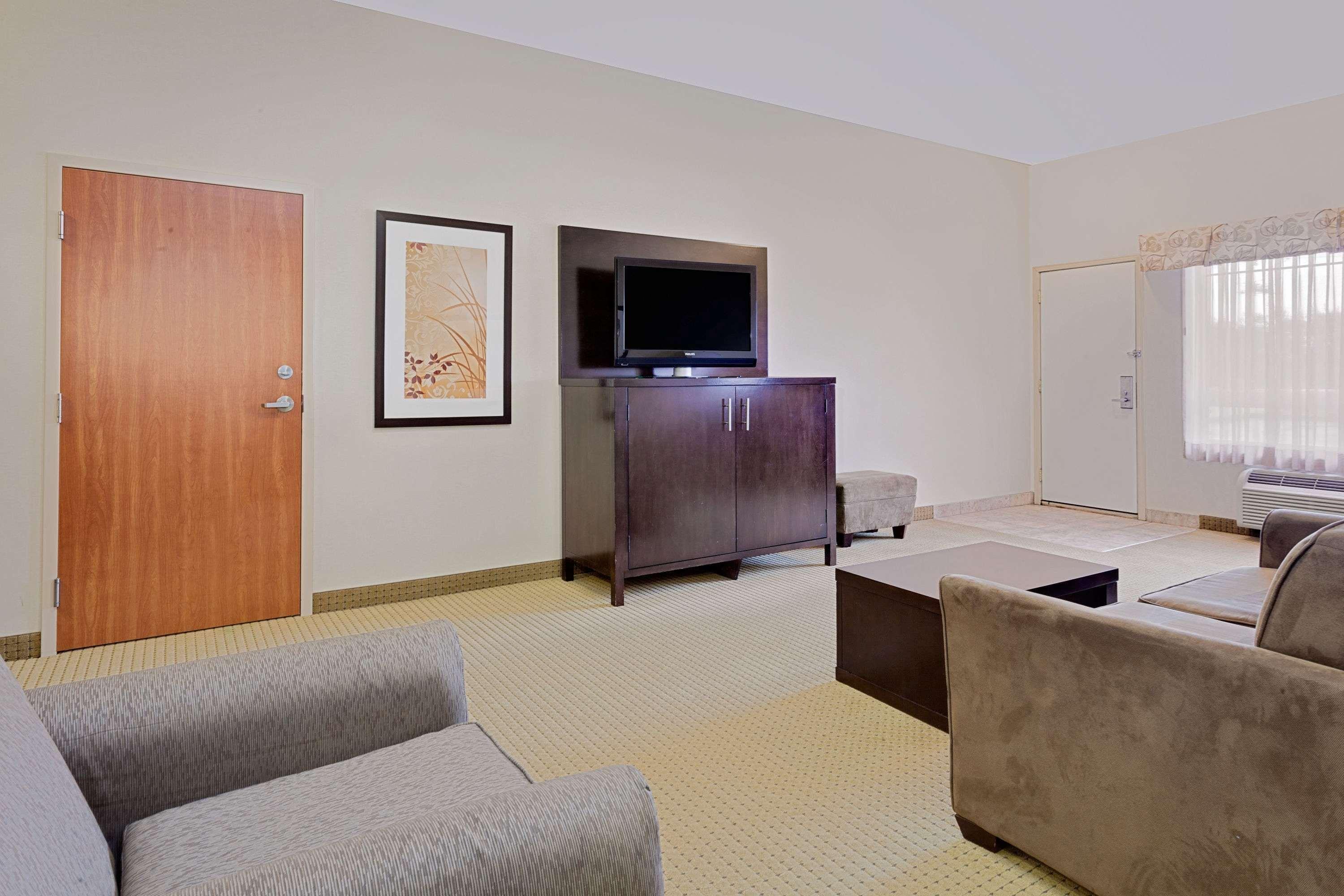 Suite King Bed Non Smoking