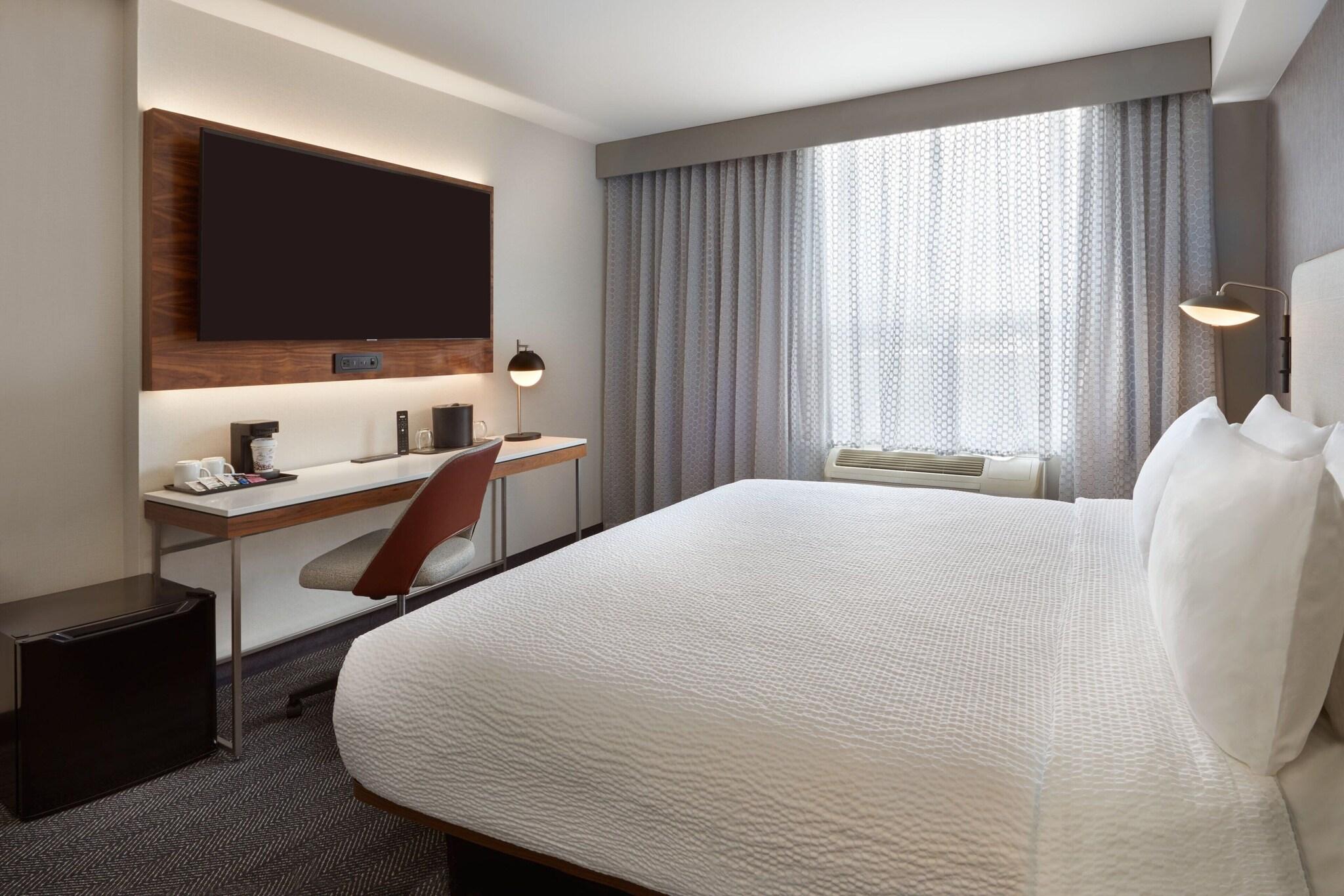 Double City View King Bed