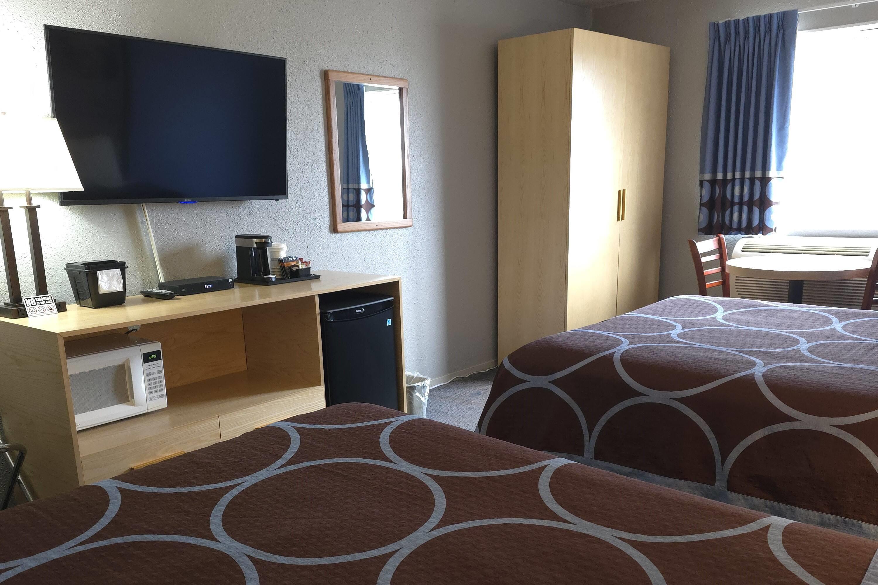 Room Two Queen Beds Non Smoking