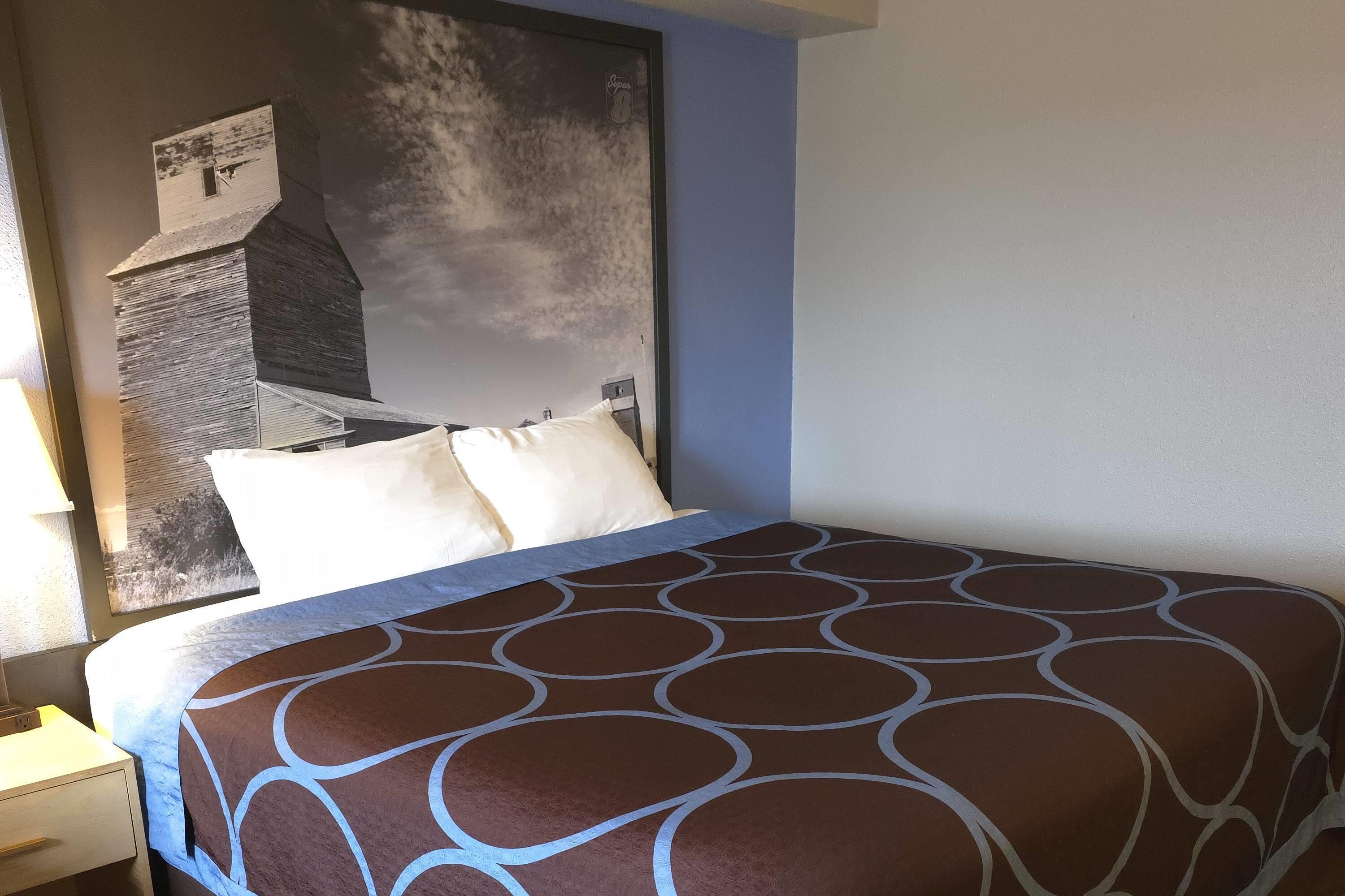 Double King Bed Non Smoking