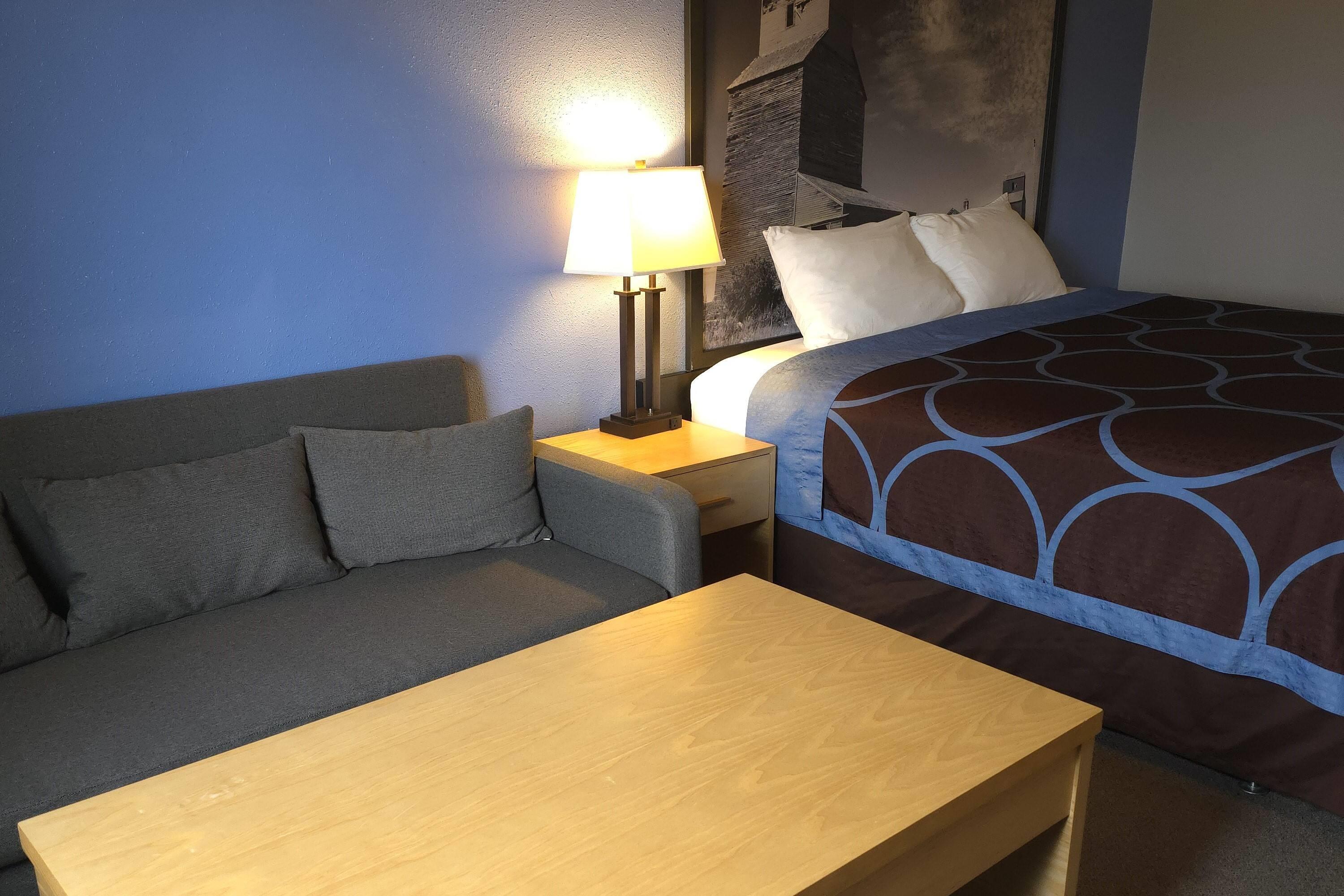 Room Business King Bed