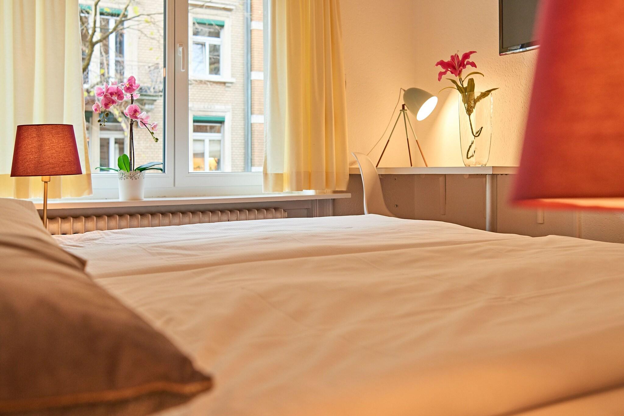 Double or Twin Queen Size Bed