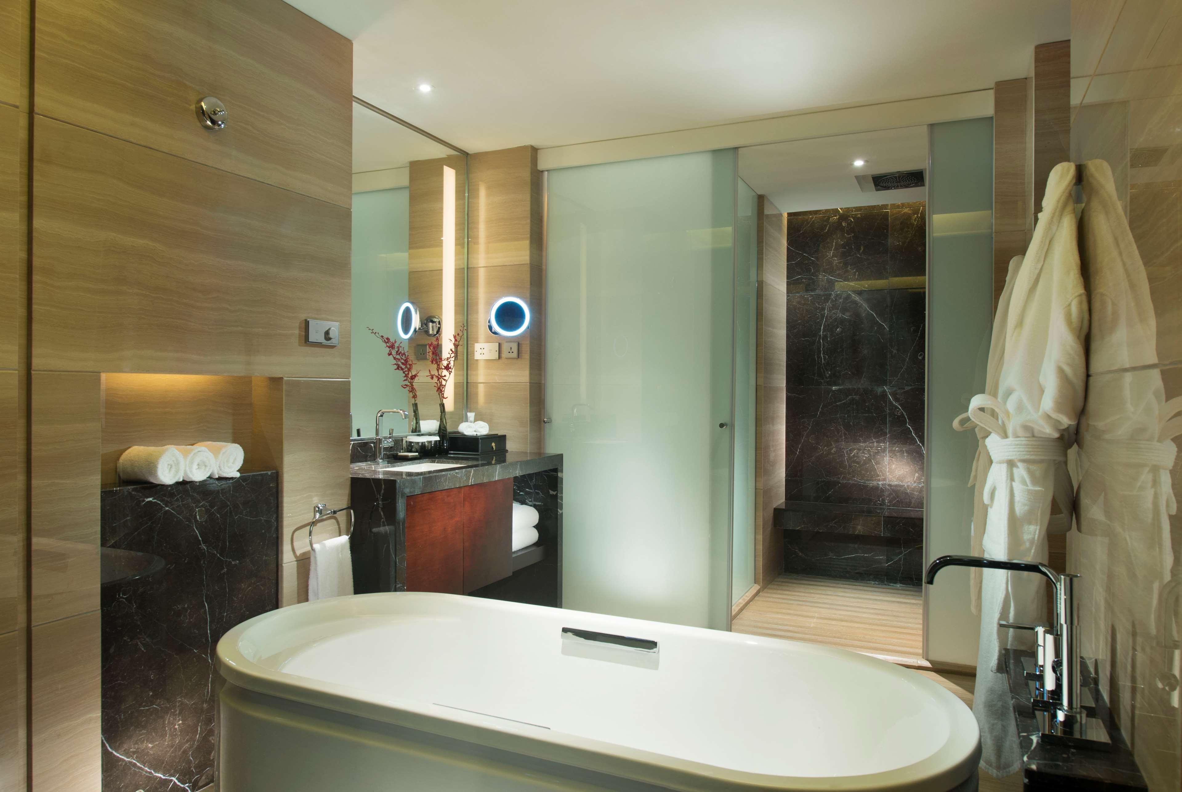 Suite Executive King Bed