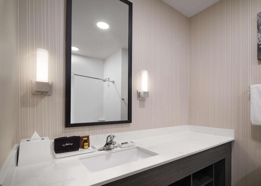 Double Two Queen Beds