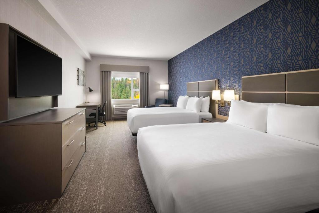 Room Deluxe Two Double Beds