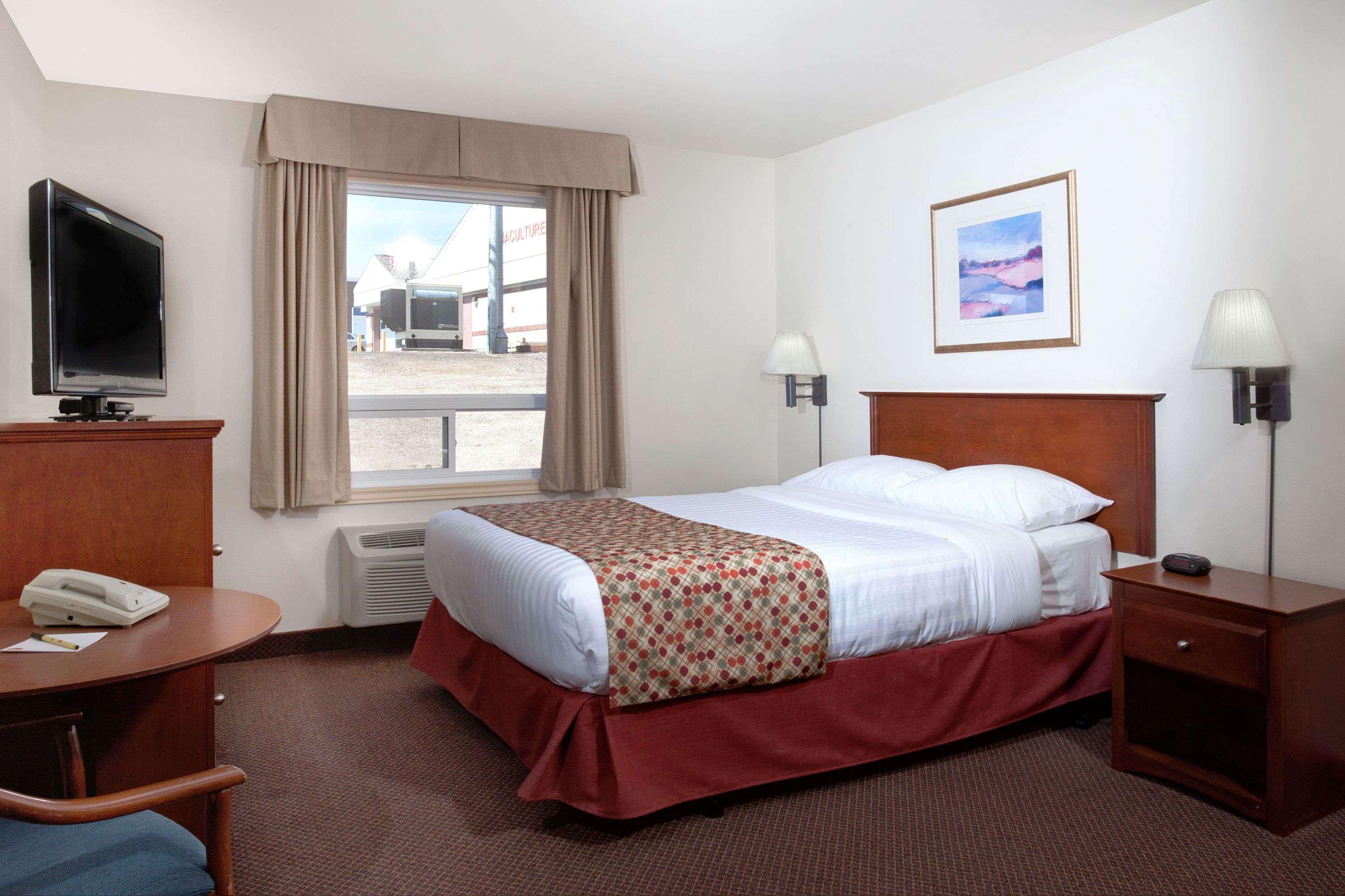 Double Queen Size Bed