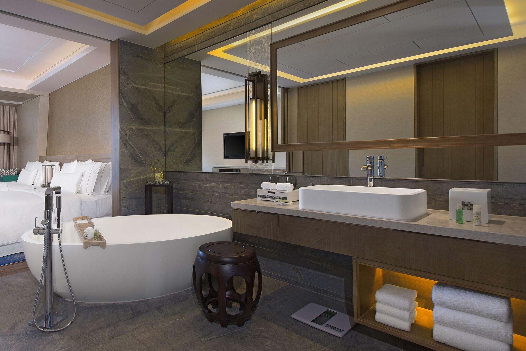 Double Deluxe Two Double Beds