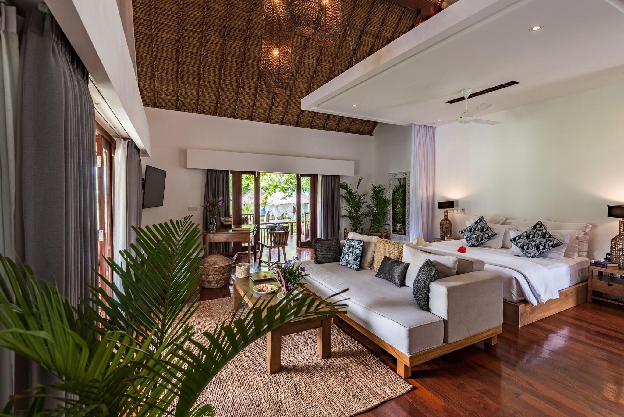 Villa Ocean View King Bed