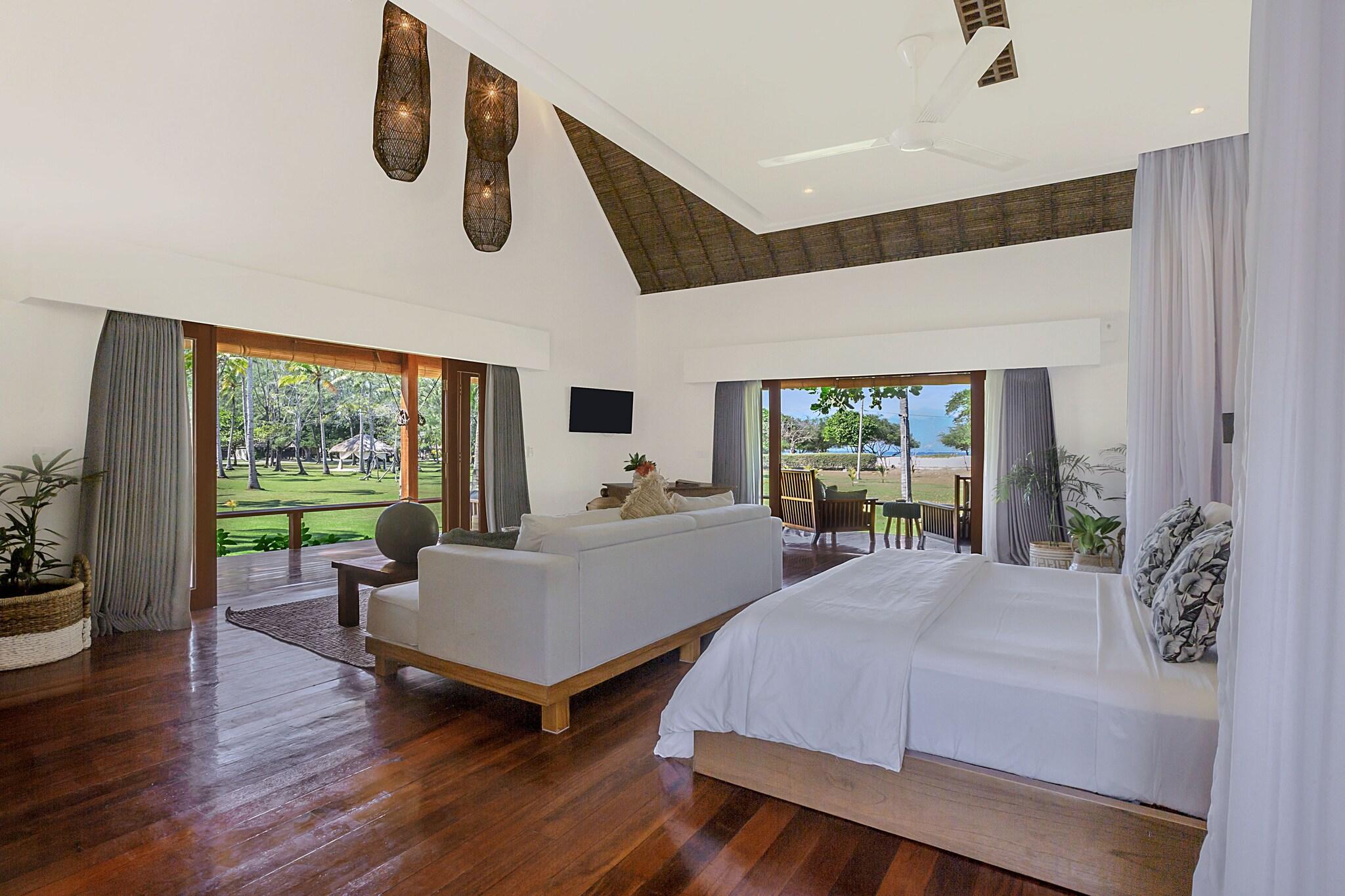 Villa Ocean View King Bed