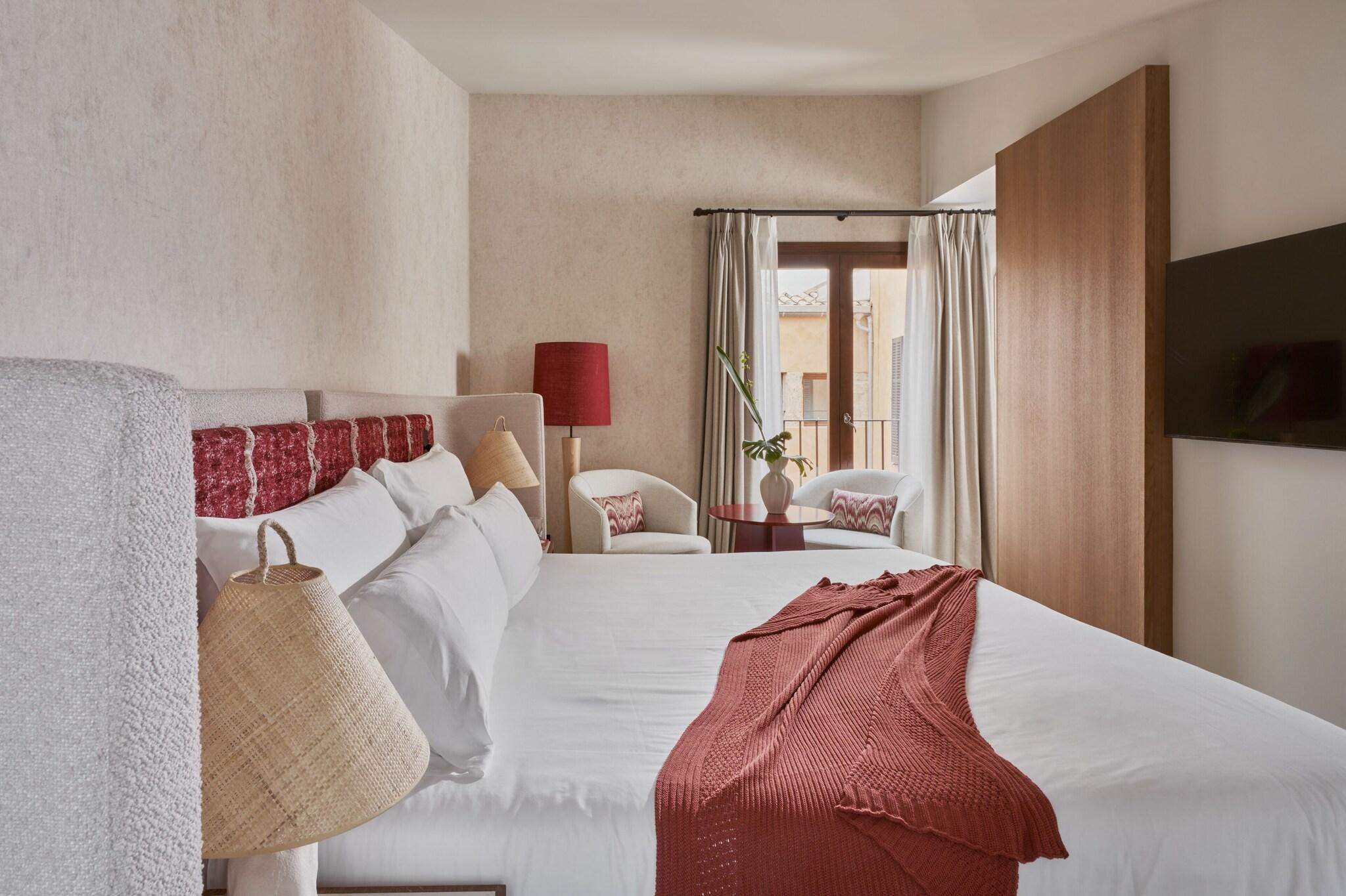 Double King Size Bed