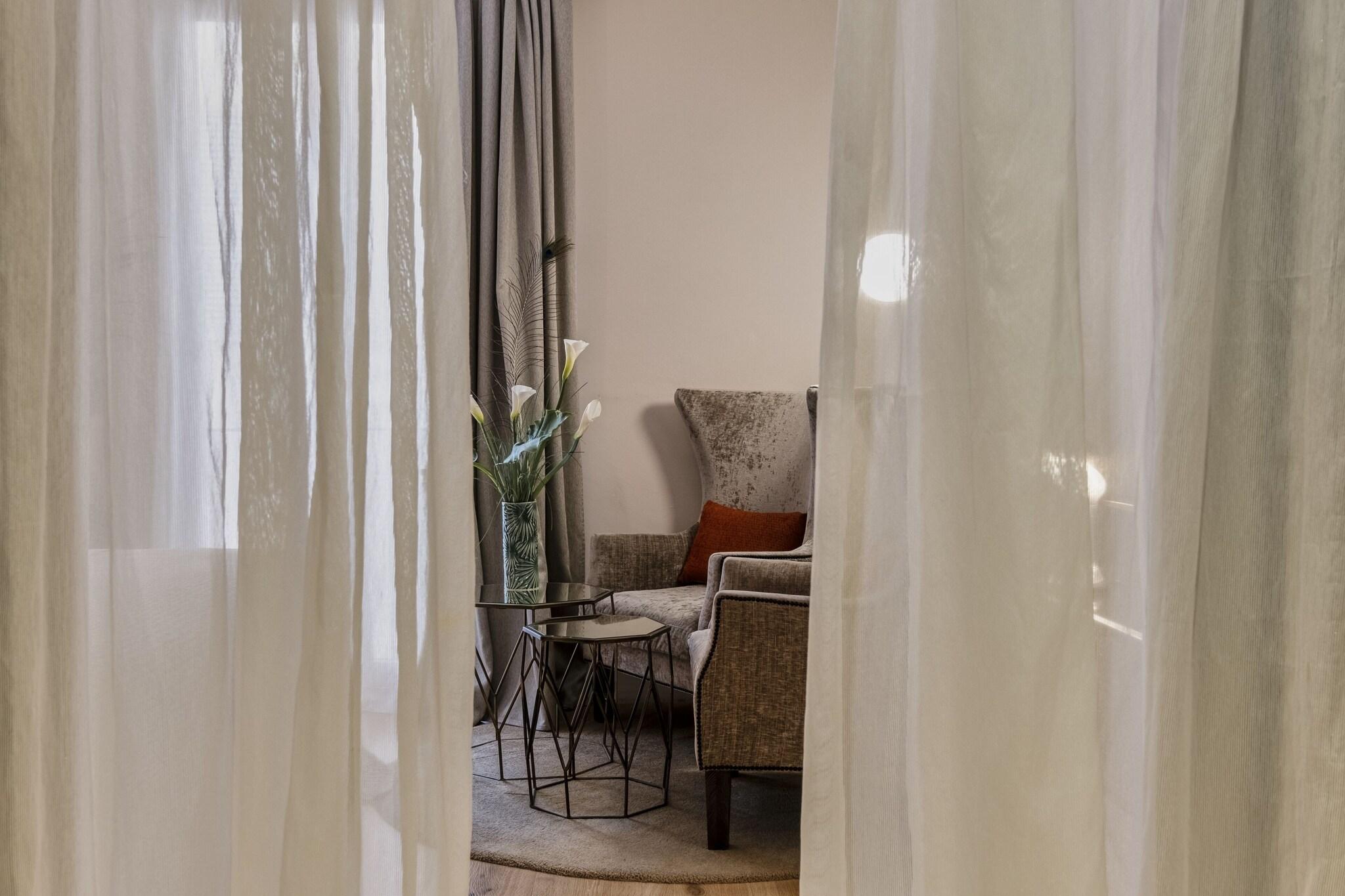 Double Superior King Bed